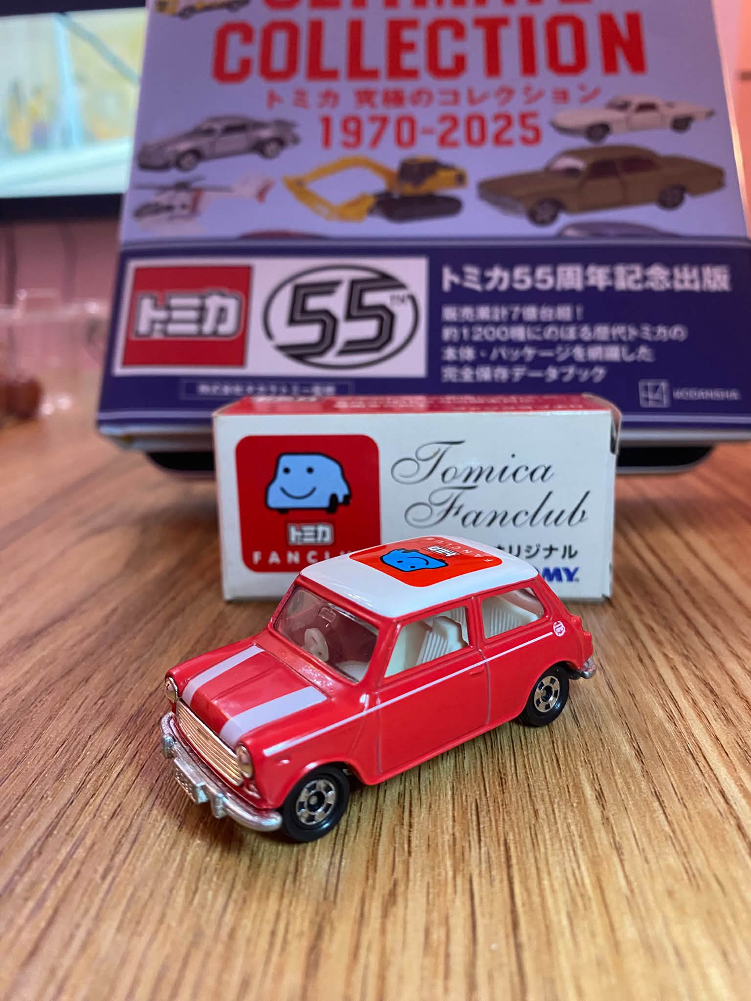 What did the Tomica Fan Club do from 1998 to 2004?