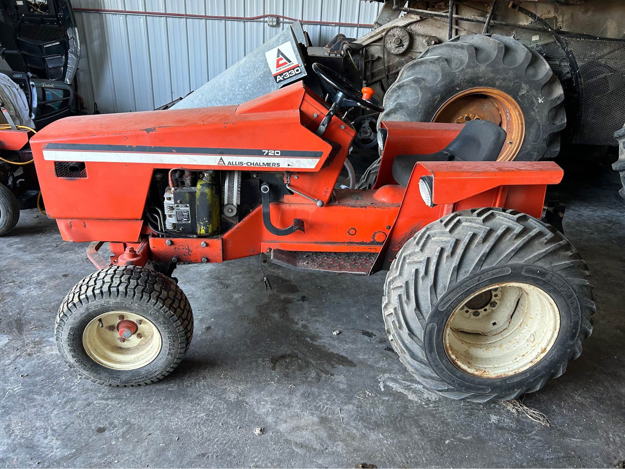 Allis Chalmers 616, 620, 720, Simplicity 4040, 4041, 9020, Wards Twin ...