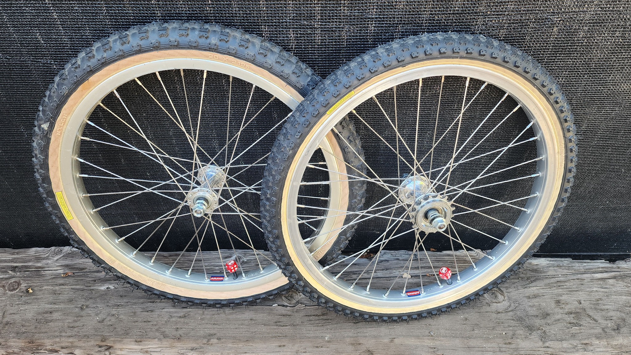 What is the value of 20x1.75 Araya rims with Suzue hubs and