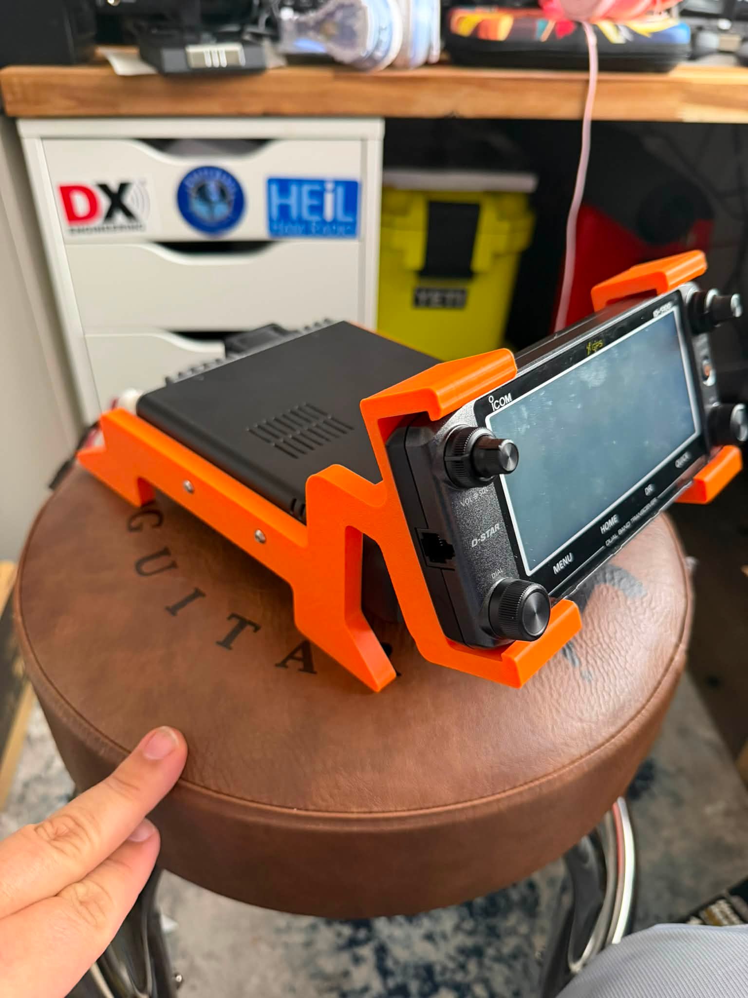 Icom 5100 review: great D-Star capable rig with superior magnet mount