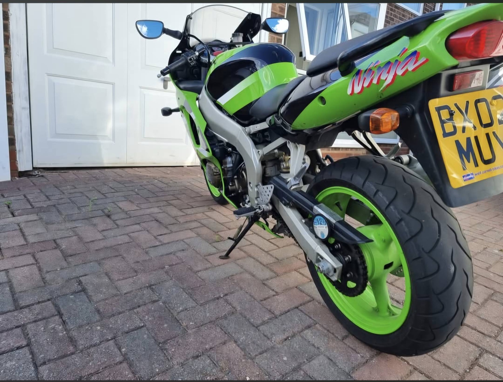 Where to find a Kawasaki ZX6R engine with 20-30,000kms?