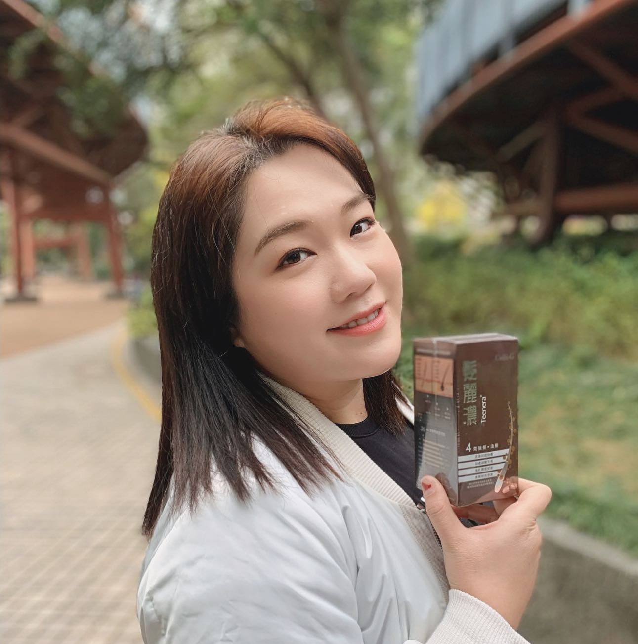 老闆娘 Toby 蔡裕彤 - 以前我總係覺得好多頭髮好唔方便，點知「再鋒利嘅刀都有生銹嘅一日」😔 生完BB甩左好多頭髮，特別係髮際線同頭頂，真 ...