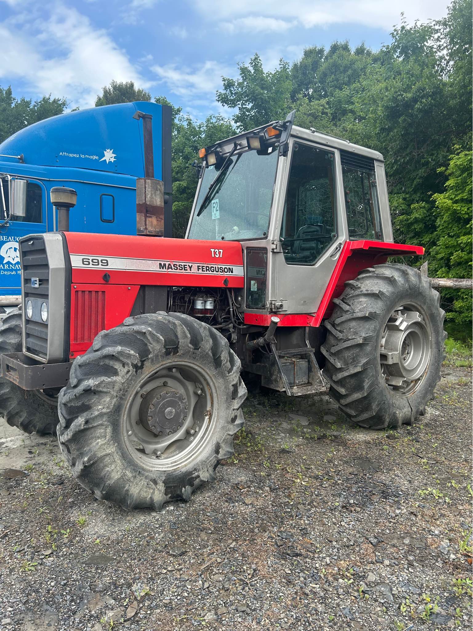 Tracteur et machinerie a vendre | Massey Ferguson 699 1985 | Facebook