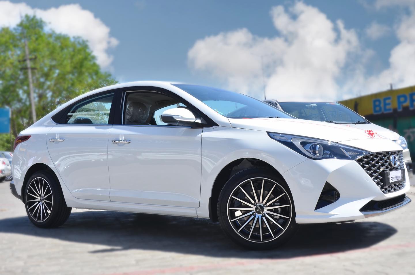 HYUNDAI VERNA LOADED WITH 17”... - Monga Tyres Pvt. Ltd.