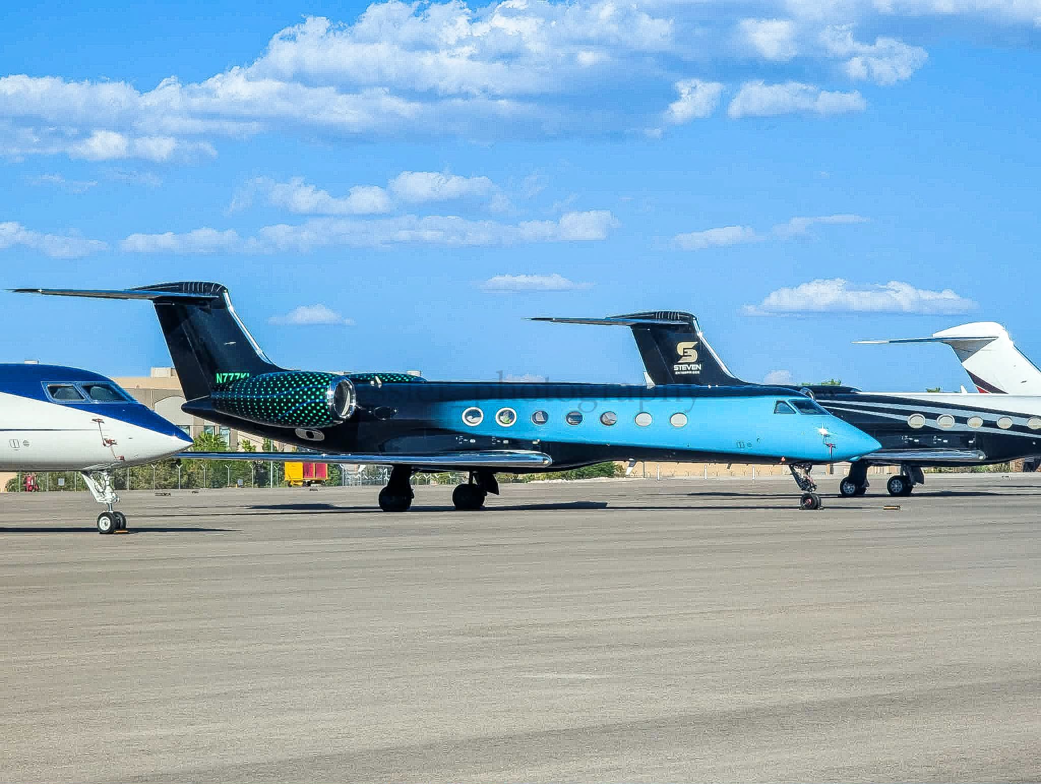N757QS - Bombardier Challenger 350 s/n 20746 - NetJets; KSRQ