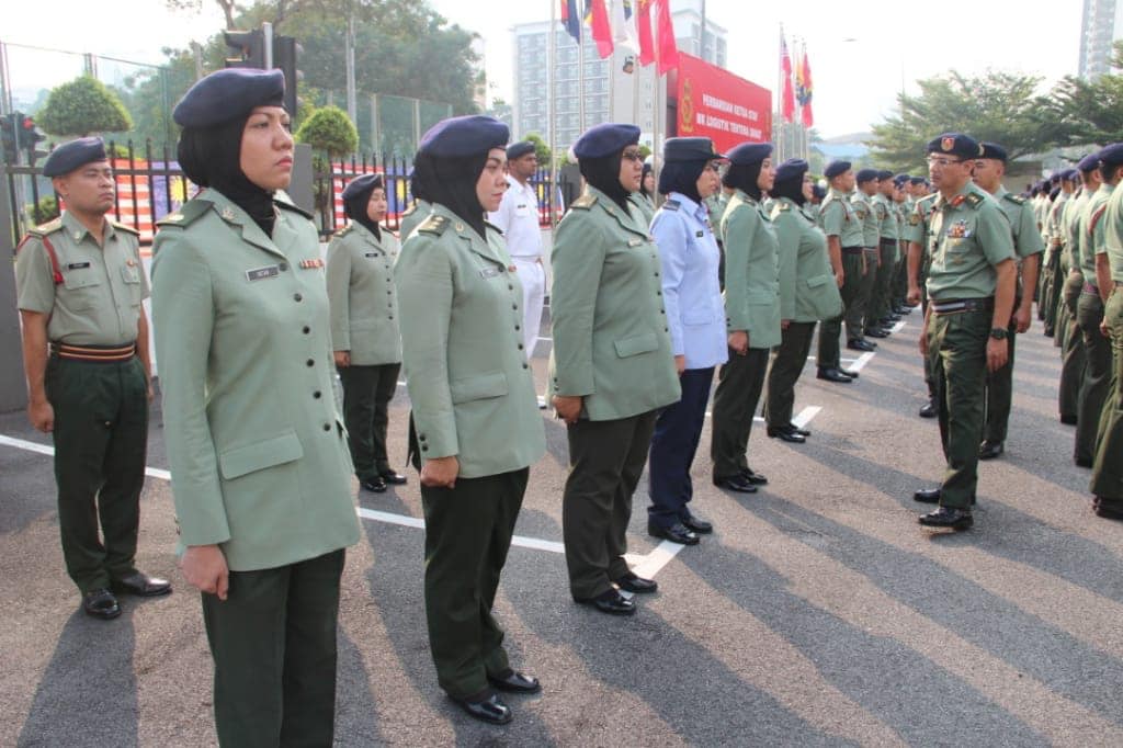 Perbarisan Ks Mk Berita Tentera Darat Malaysia Facebook