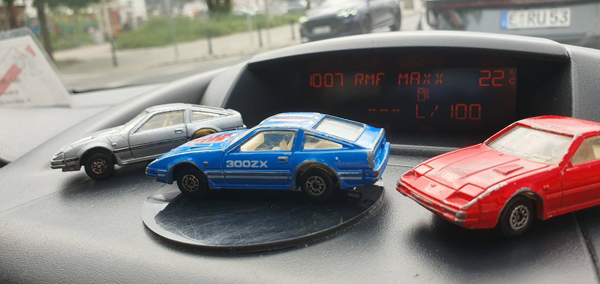 Vintage Nissan 300ZX diecast models from Mctoy and Edocar