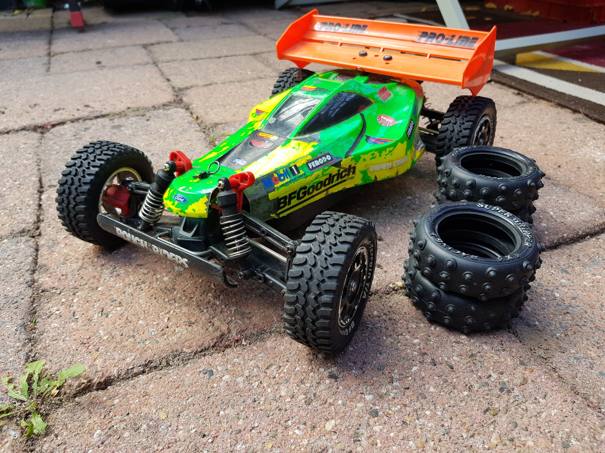 What Tamiya RC car model has Blazing Star-like windows but a