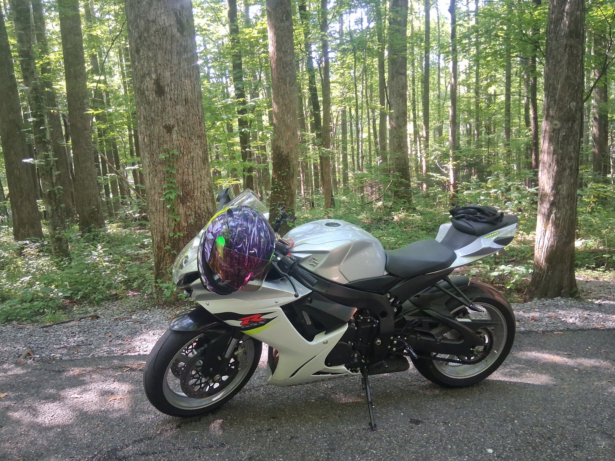 I ride a gsxr600 is anyone else in this group from the tri-cities