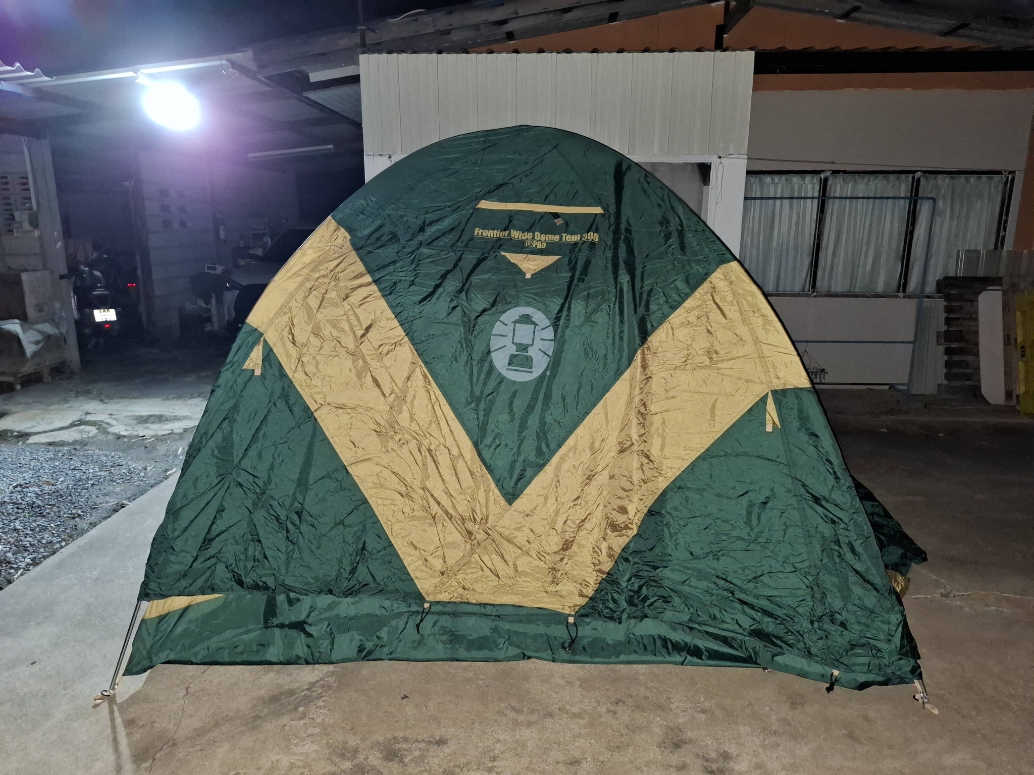 coleman frontier wide dome tent 300 uv pro