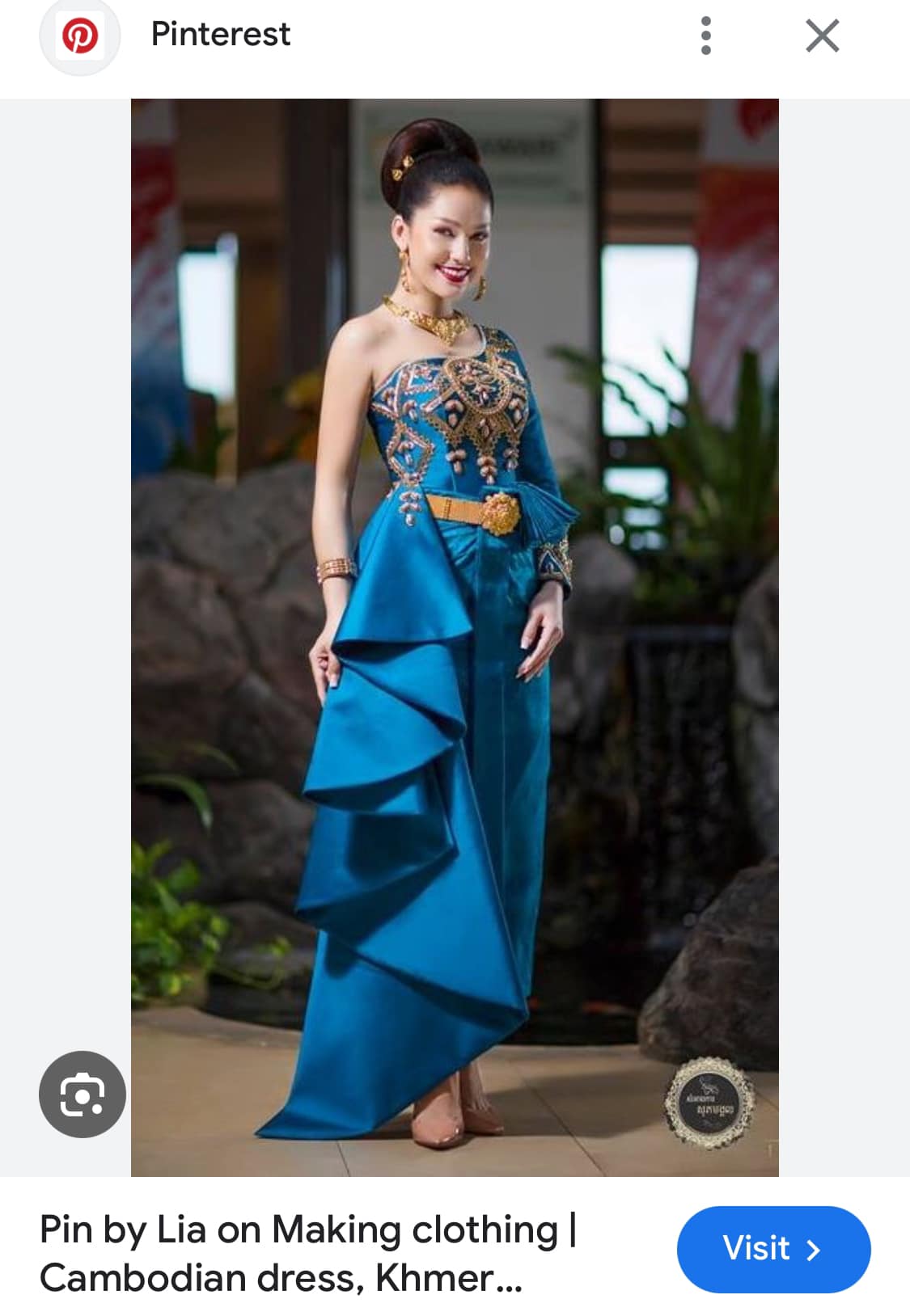 Beautiful Khmer dresses and should be proud 😍
