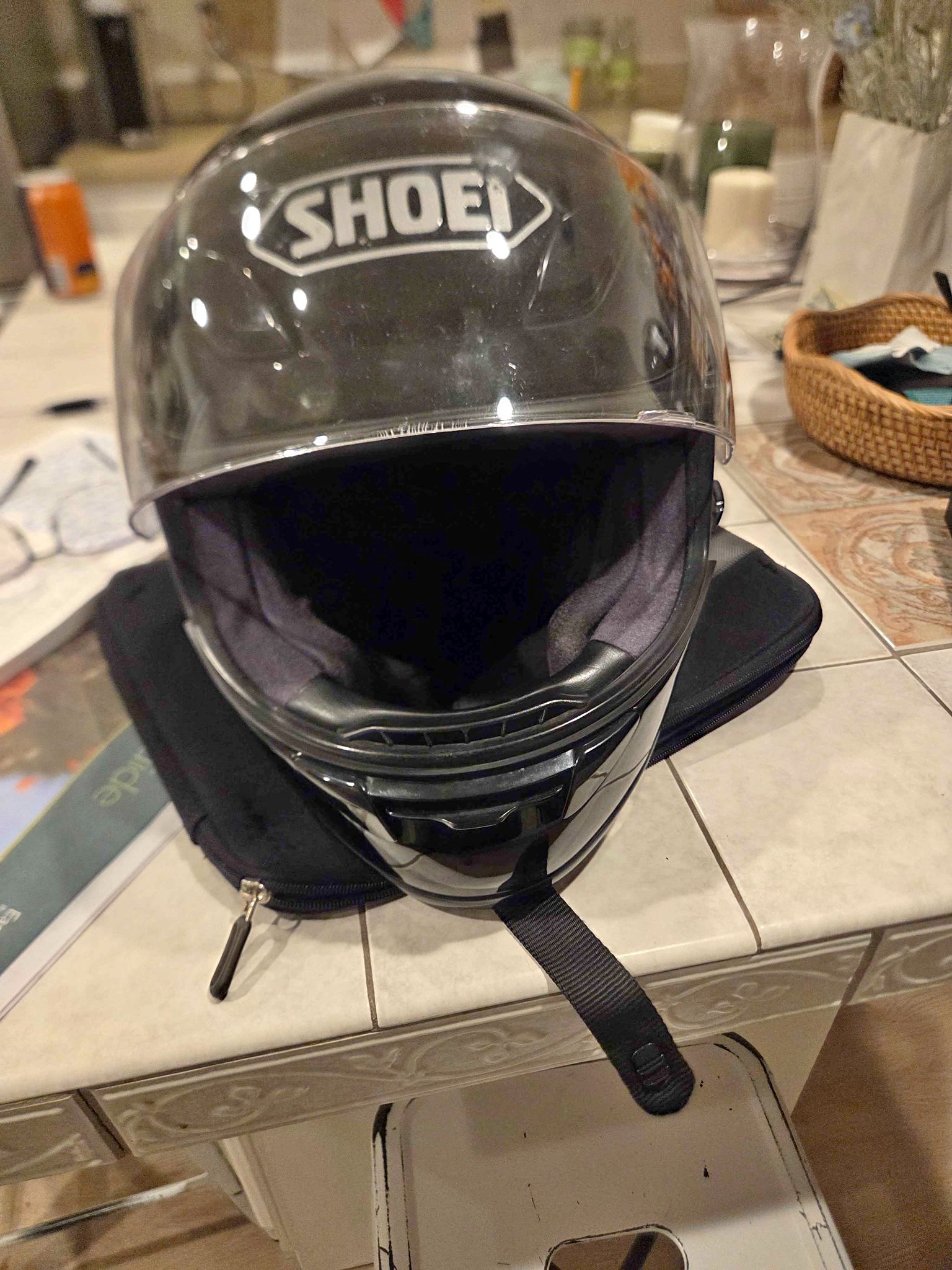 second hand shoei helmet Neotec 3 Modular - Gloss White - Size Large Also available in other designs and colours (Used) Shoei GT-Air II Gt-air2