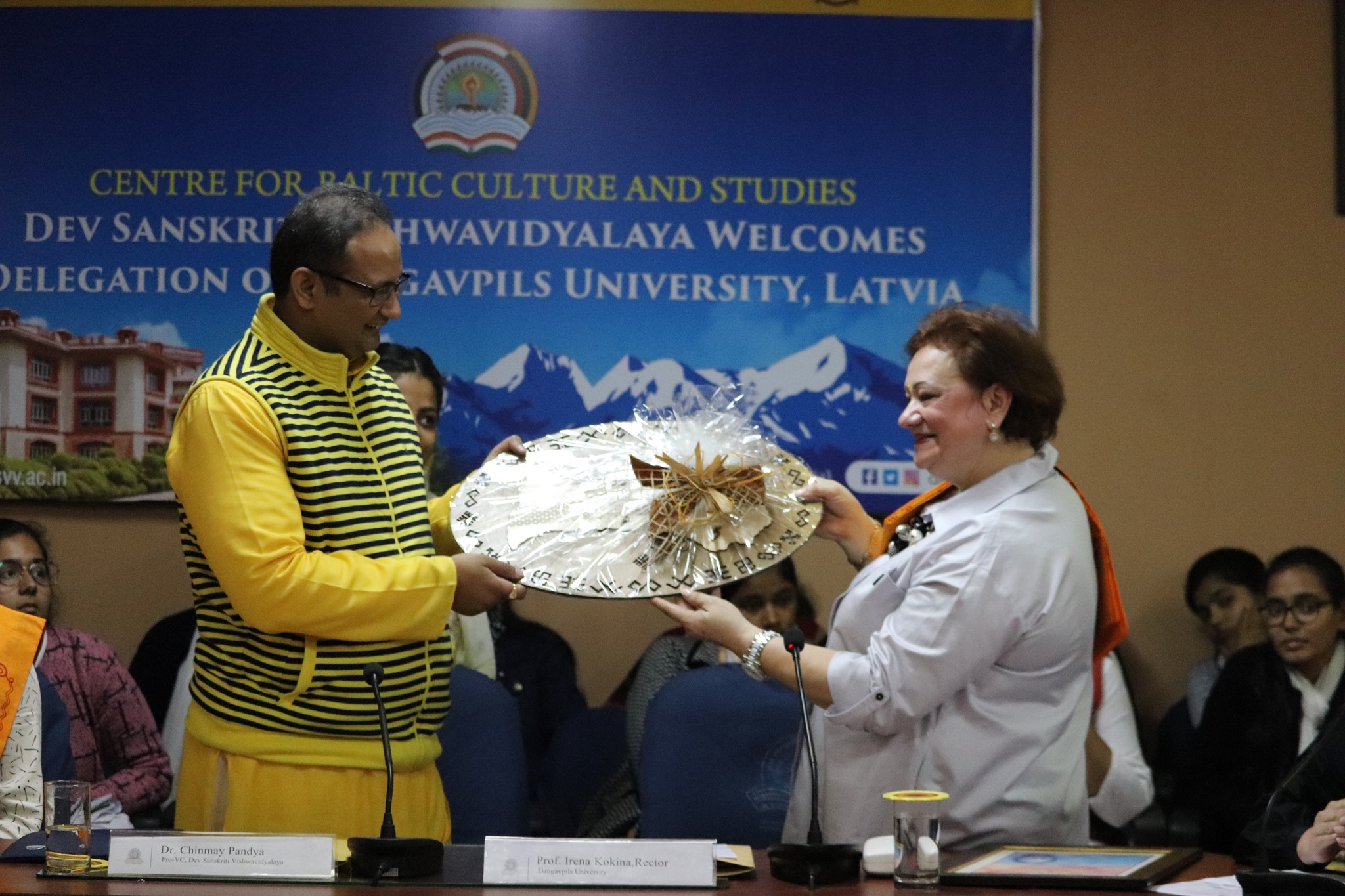 Hon Rector Prof.... - Dev Sanskriti Vishwavidyalaya (DSVV) | Facebook