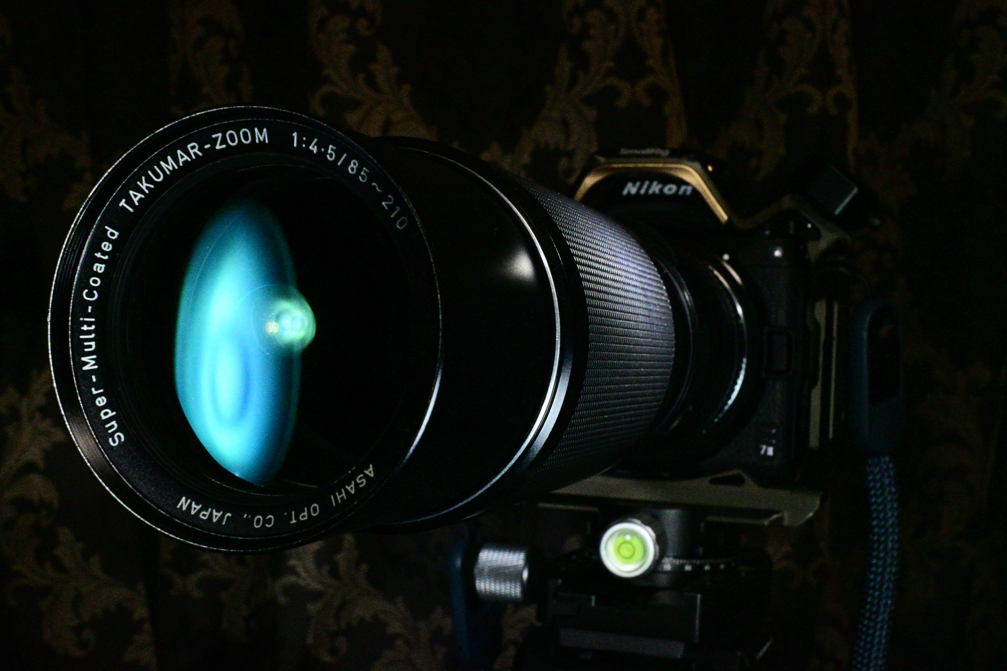 Asahi Super-Multi Coated Takumar-Zoom 85-210mm f4.5 lens on Nikon