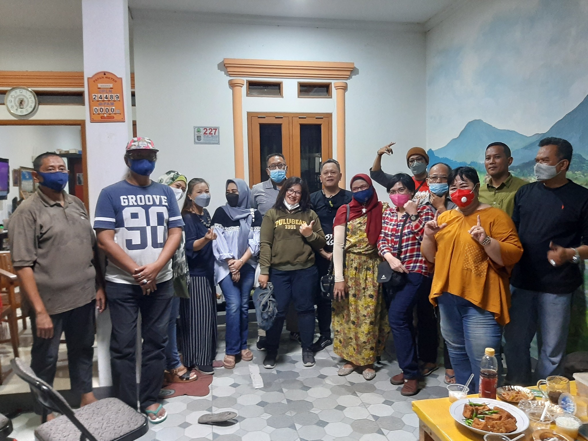Efek - Rundown global panggung hiburan CIREBON CLOTHFEST: Rabu, 31 Agt ...