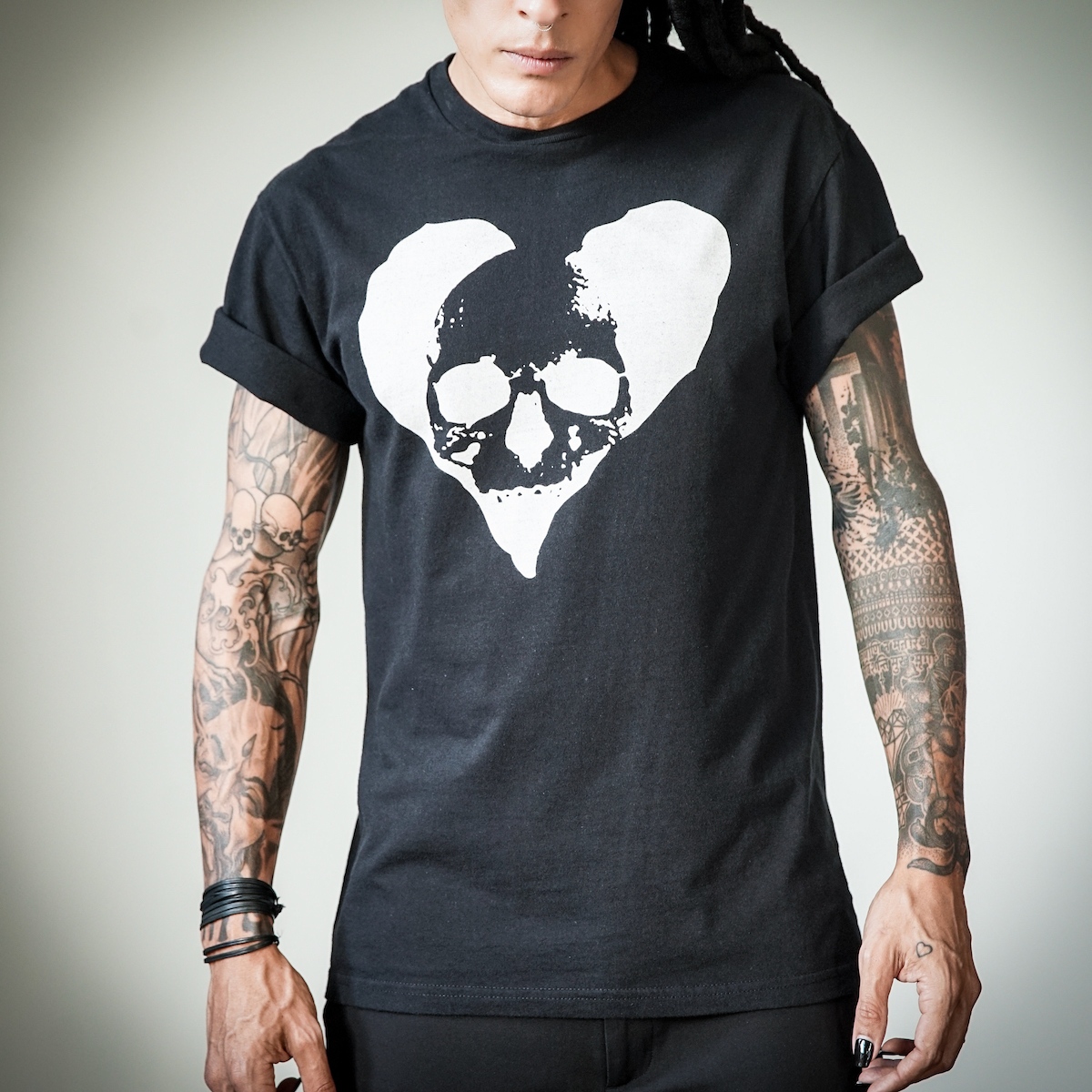 K&K - Classic Love Death Tee is back! The iconic heart/skull 