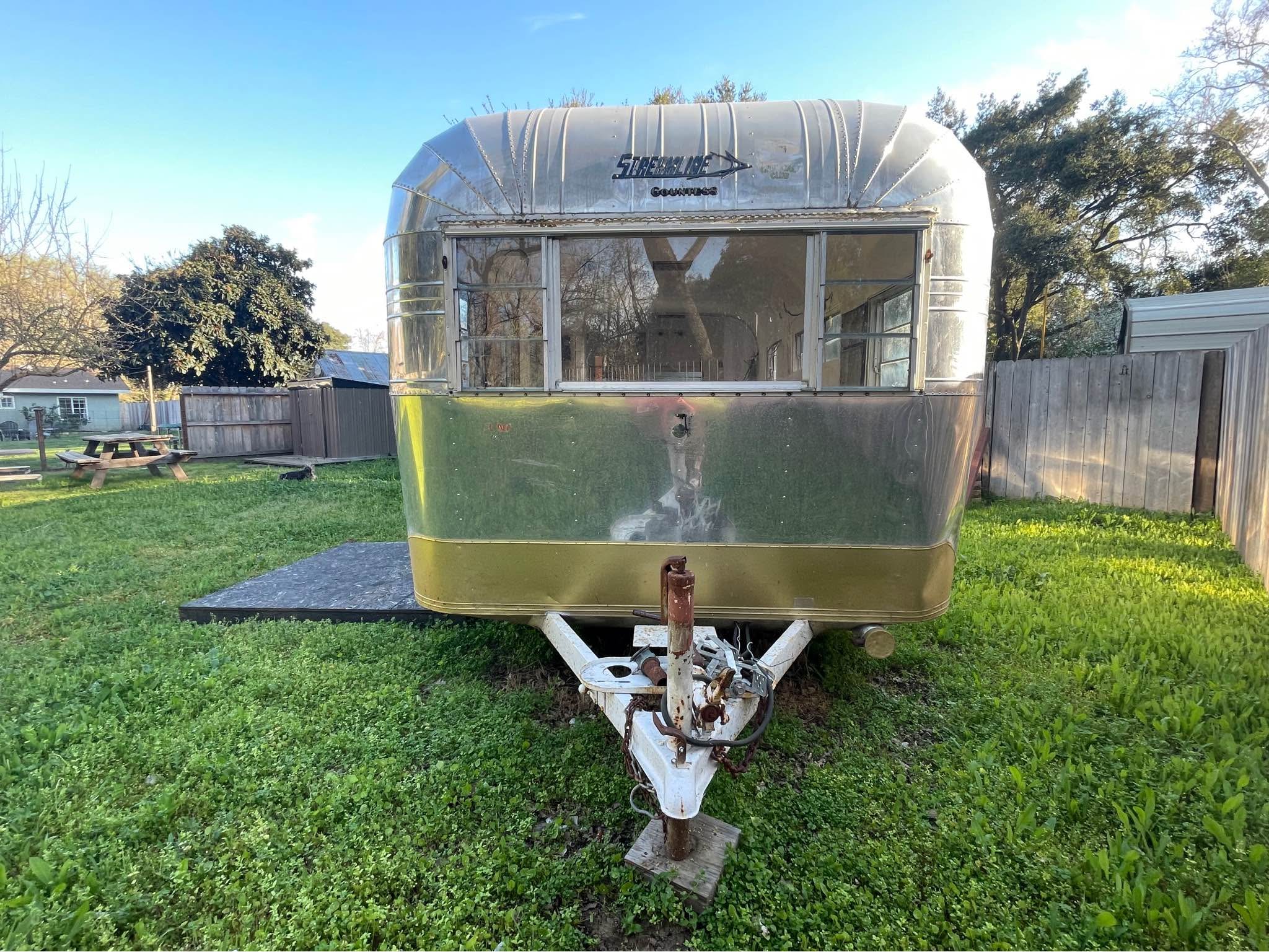 Vintage streamline countess trailer 26 foot long - Trailers ...