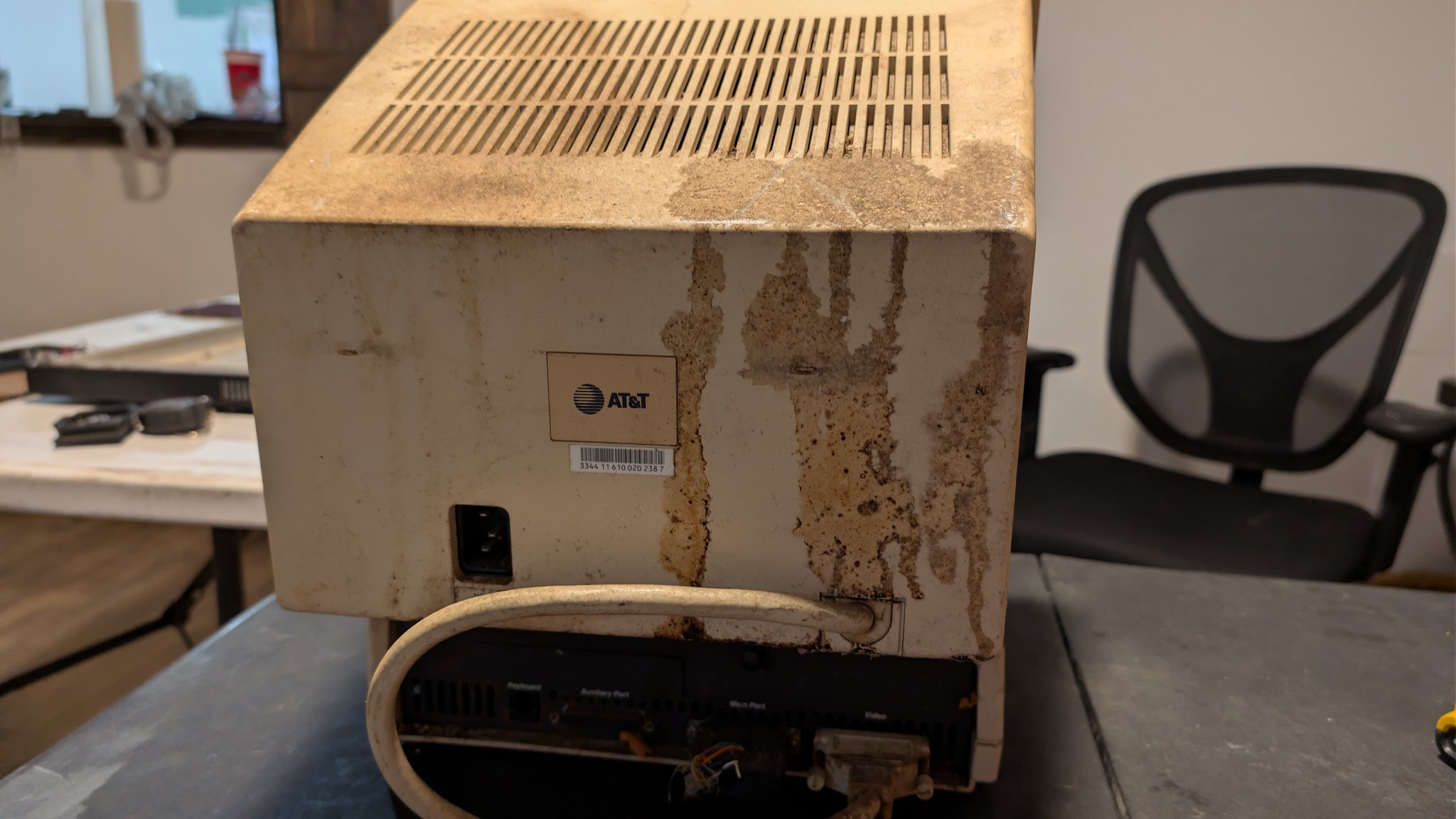 truth Restoring an AT&T 610 business computer terminal