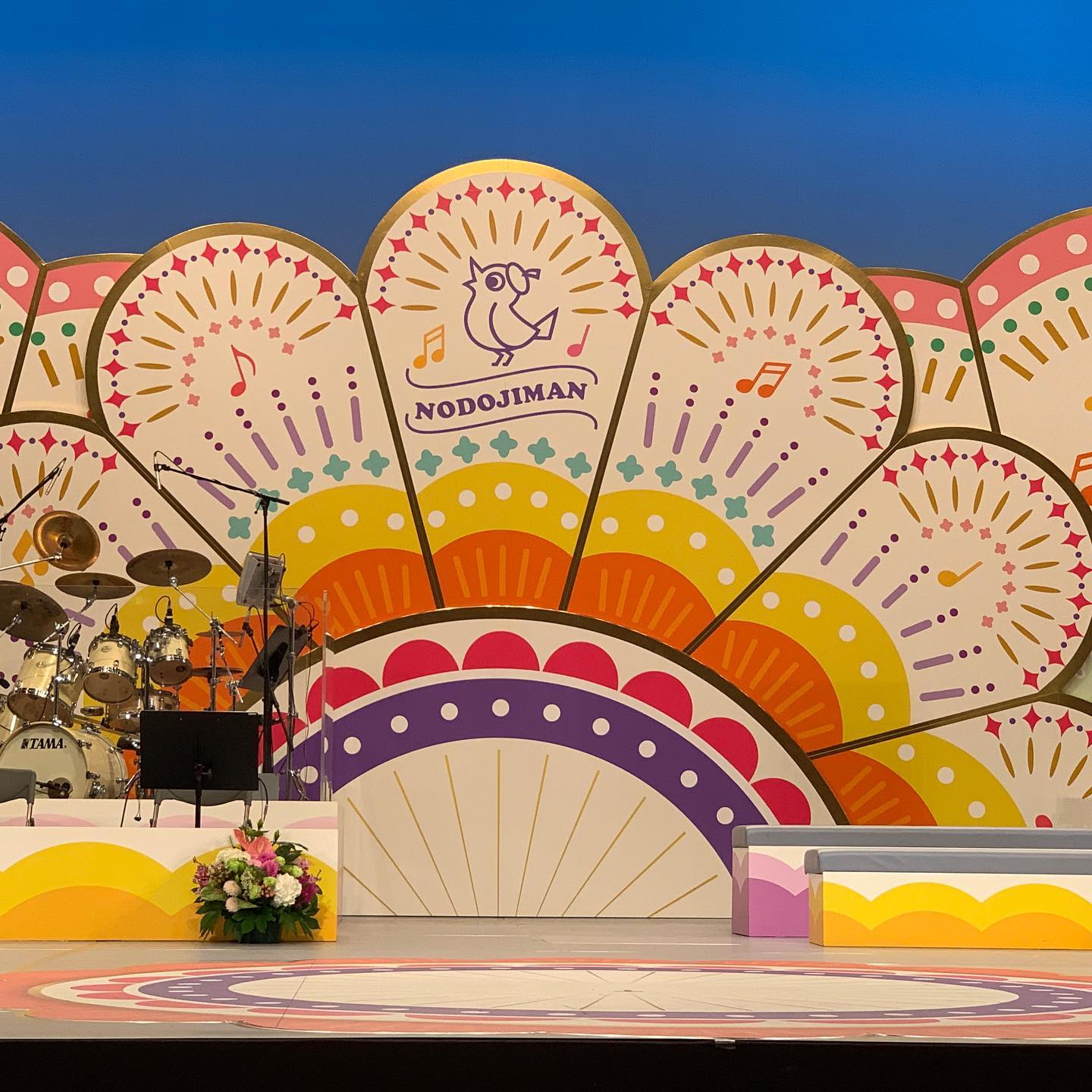 Nhkのど自慢 福井市大会 Iris イーリス Flower Colour Facebook