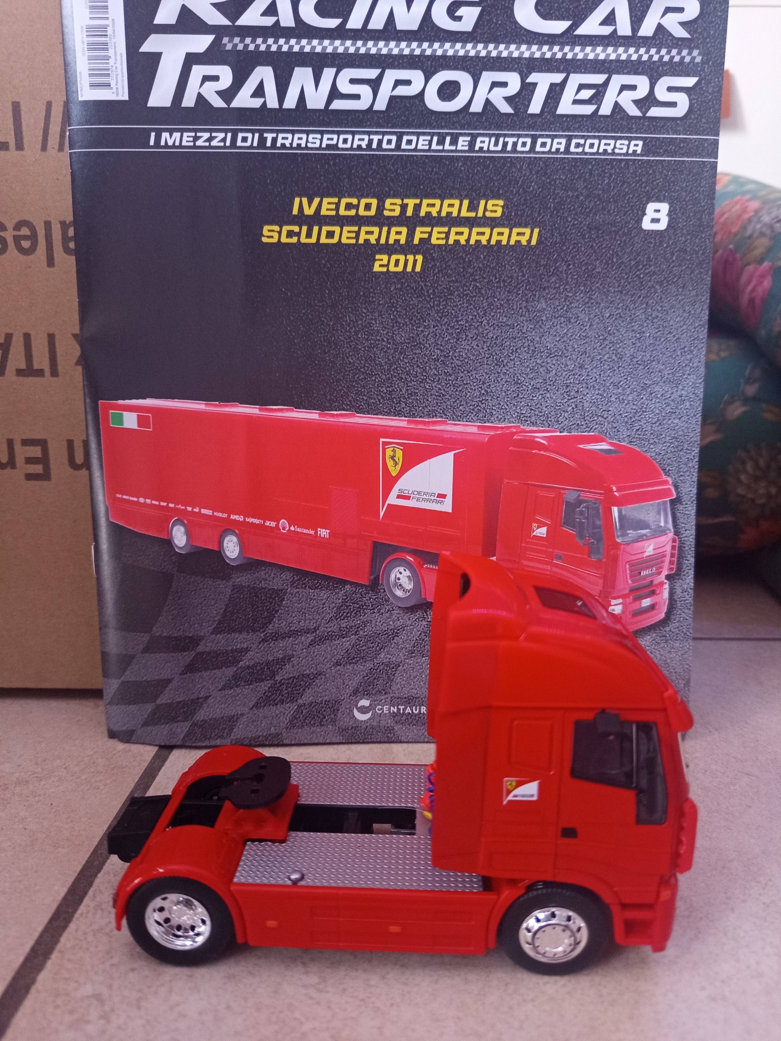IVECO STRALIS SCUDERIA FERRARI 2011 , SCALE 1/43 , RACING CAR