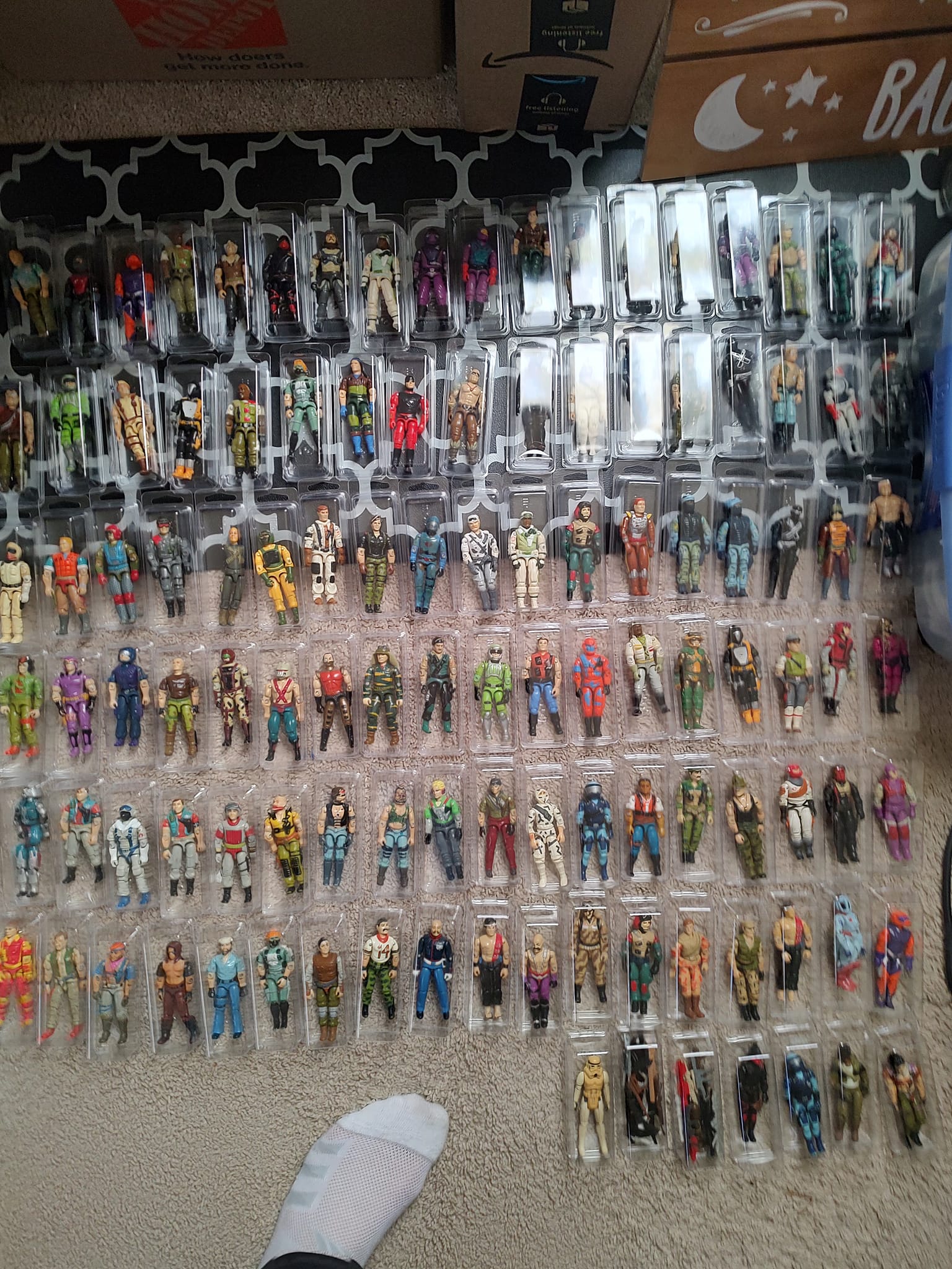 Thanksgiving sale: 120 incomplete action figures for $1150
