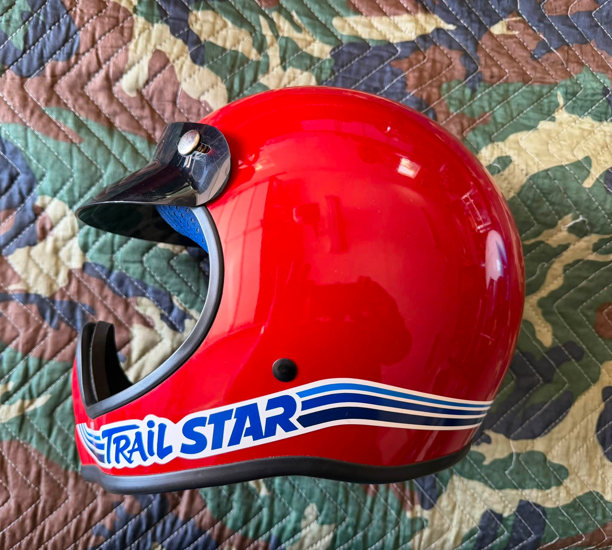 chrome tape motorcycle helmet Mirror Silver Half with Pilot Goggles, German Style Vintage Open Face Cap Helmet, Chopper Scooter Retro Moped Moto Helmets, DOT Approved, S-XL : Automotive family adventure gear North Face Kids Backpack Option:Bicycle Electric Horn(Blue) The chrome finish adds