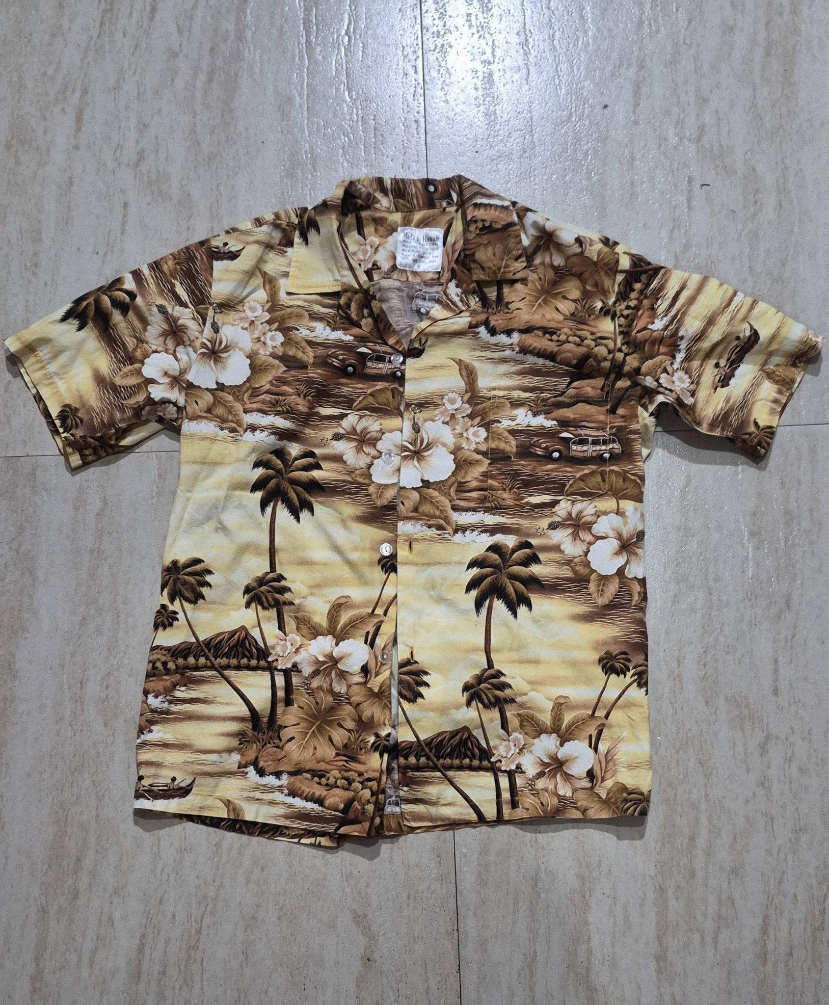 Identifying vintage Hawaiian shirts with green and blue floral