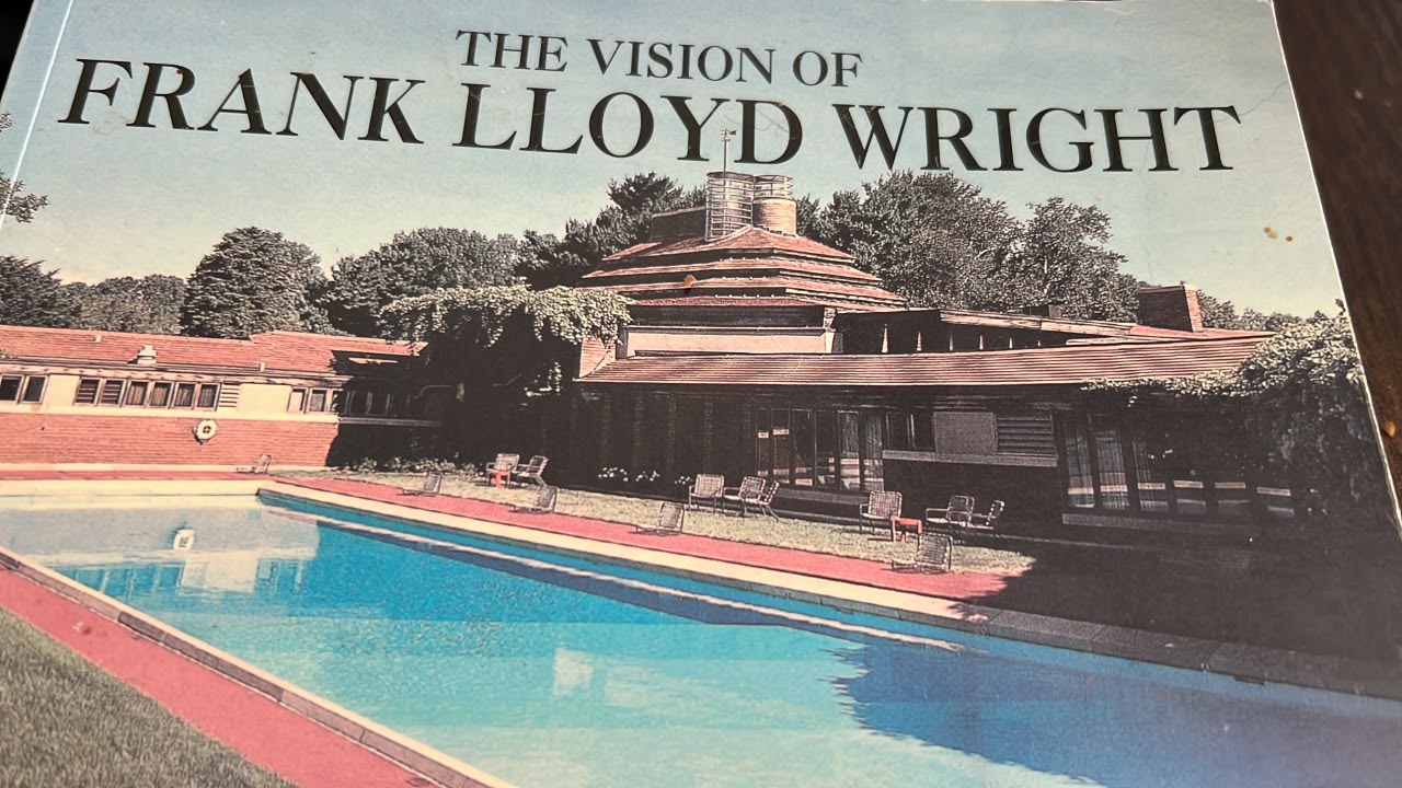 What site is this Frank Lloyd Wright book cover from?