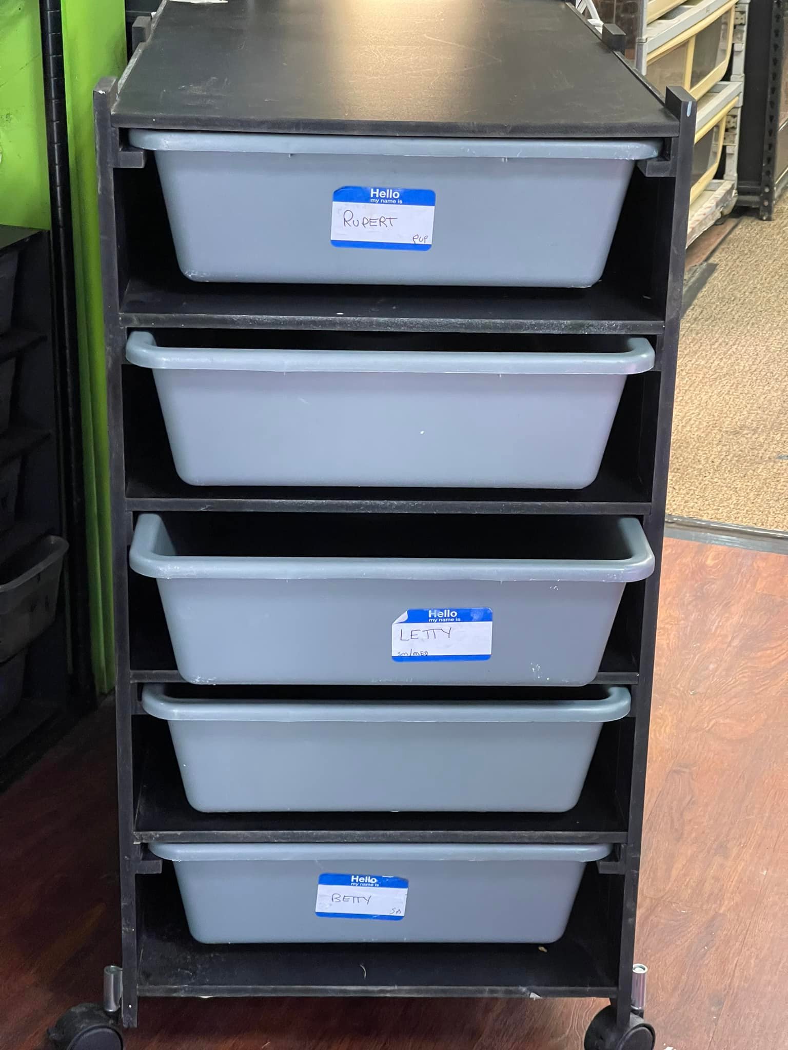 401 Reptiles - Here’s a killer rack available with 12 inch... | Facebook