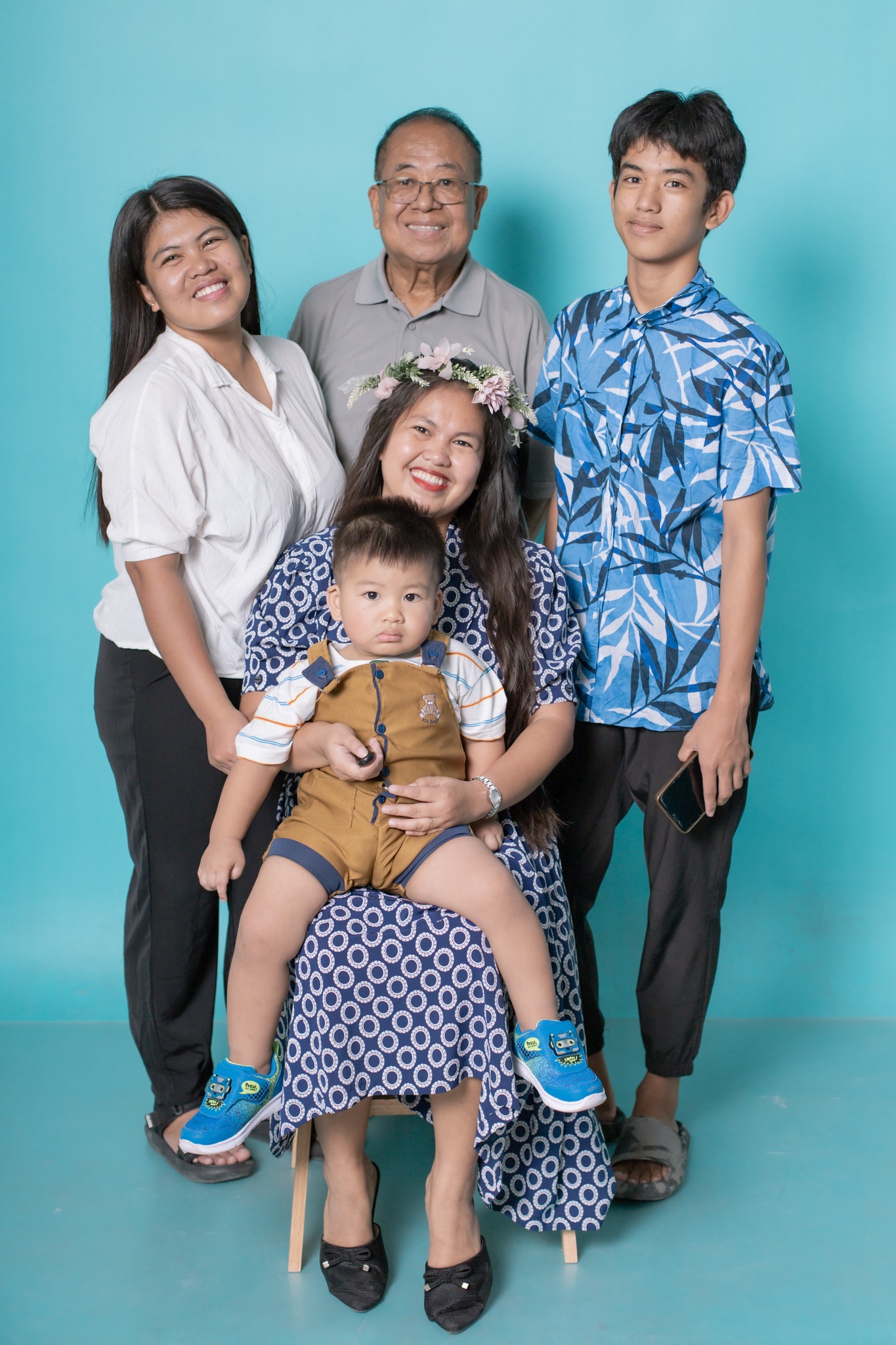 Create... - UclicK Self-Portrait Studio - LapuLapu City