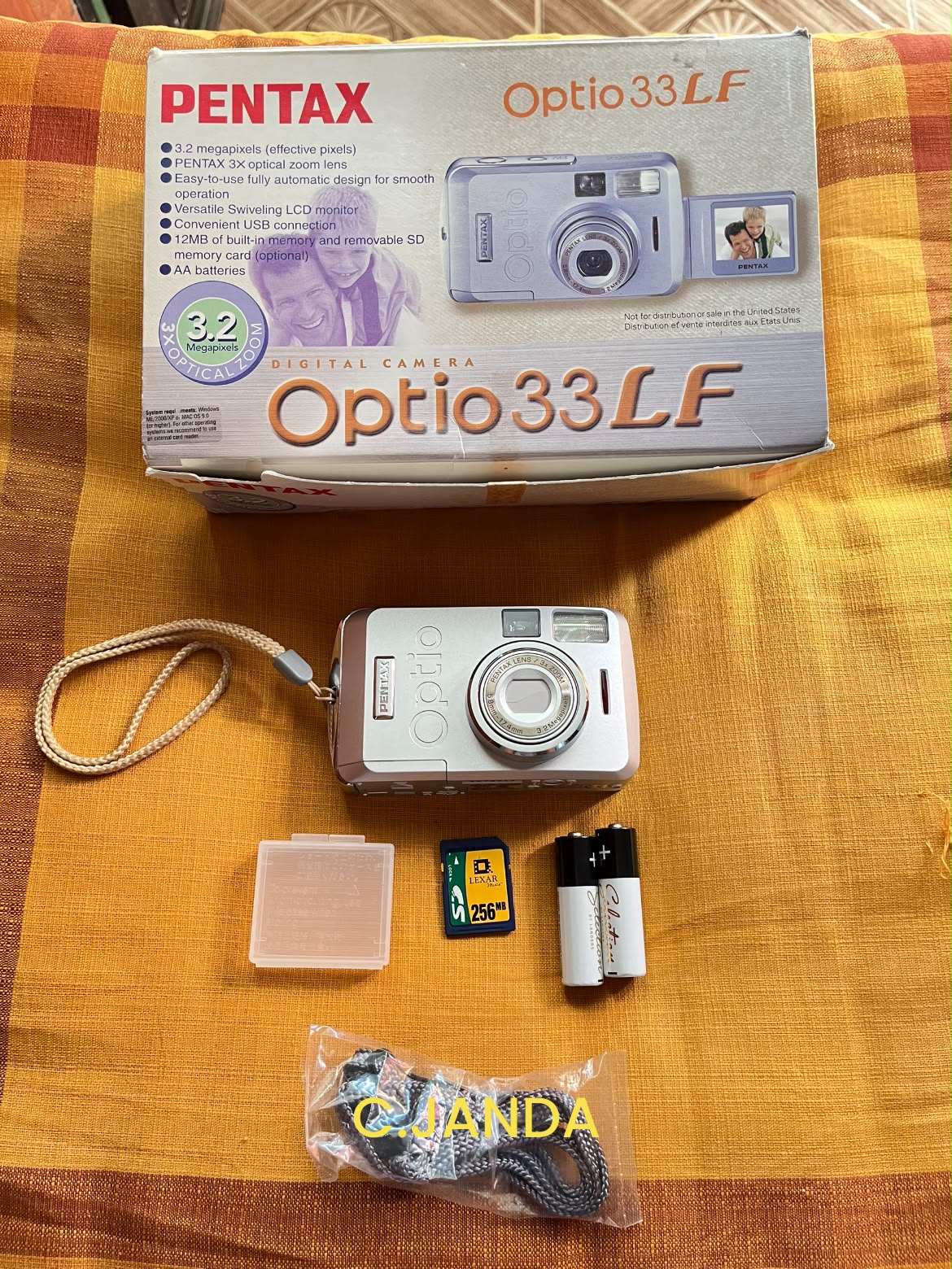 preowned] Pentax Optio 33LF Vintage Flipscreen Digital Camera