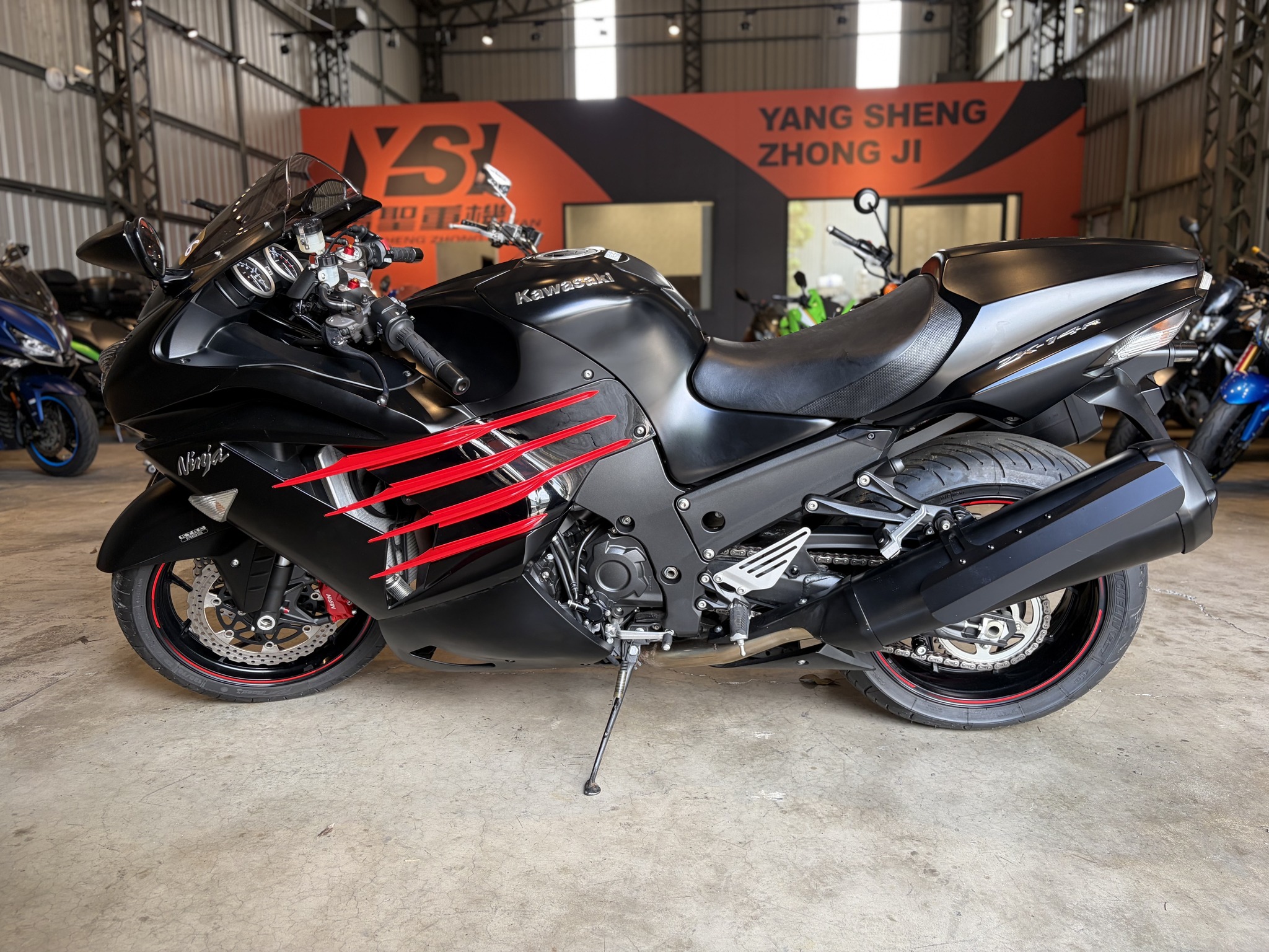 🔥 想找ZX-14R？這台總代理值得來現場看看🏍️ 車款資訊車款：Kawasaki
