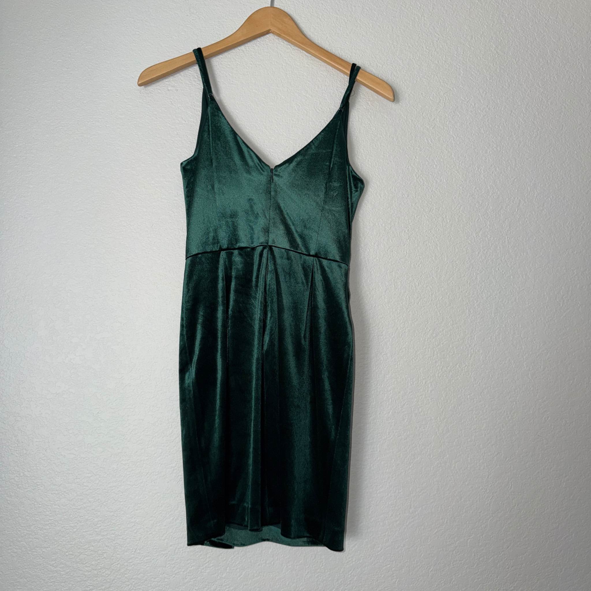 gianni bini green velvet dress Emerald Cowl Neck Draped Midi Size 2 Vestir en moda