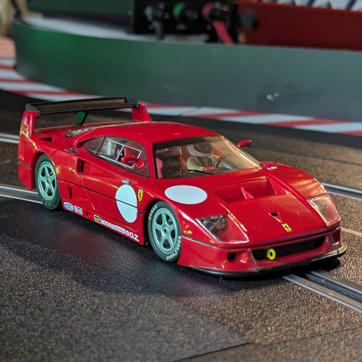 COLLECTORS… 💛🐎 PURE FERRARI RARITY The 1996 Ferrari F40 LM Press