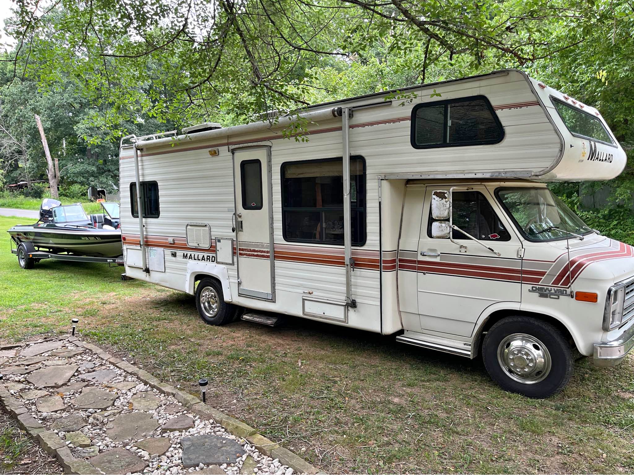 1985 GMC camper - RVs & Campers - Springdale, Arkansas | Facebook ...