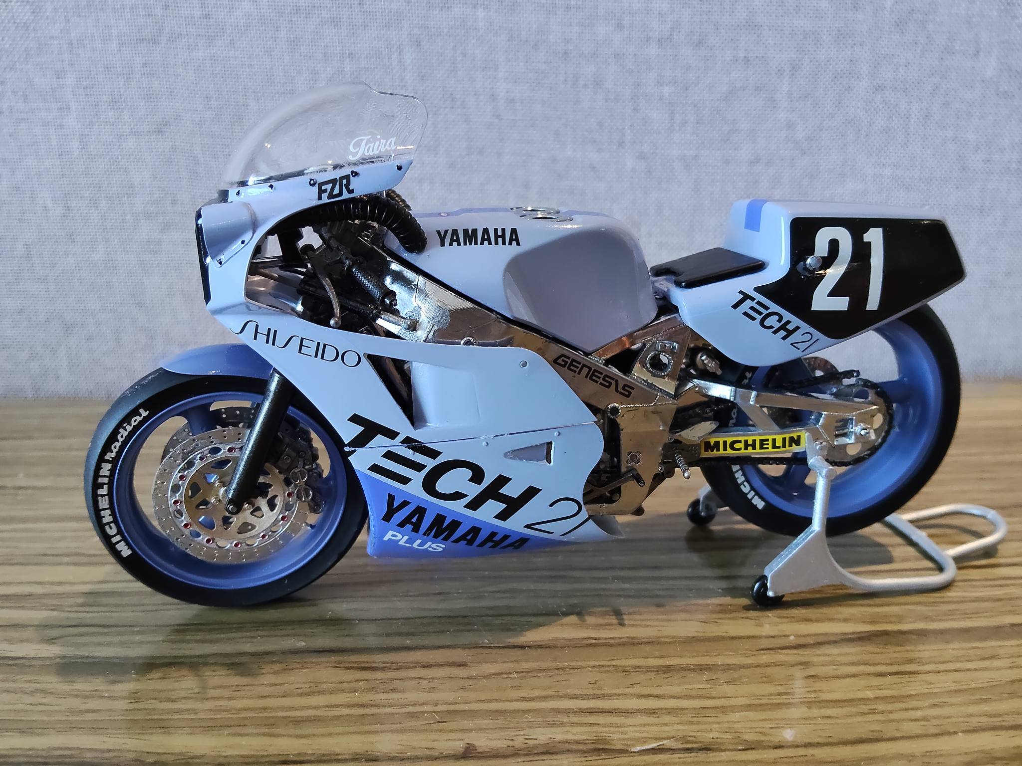 Fujimi 1/12 FZR750