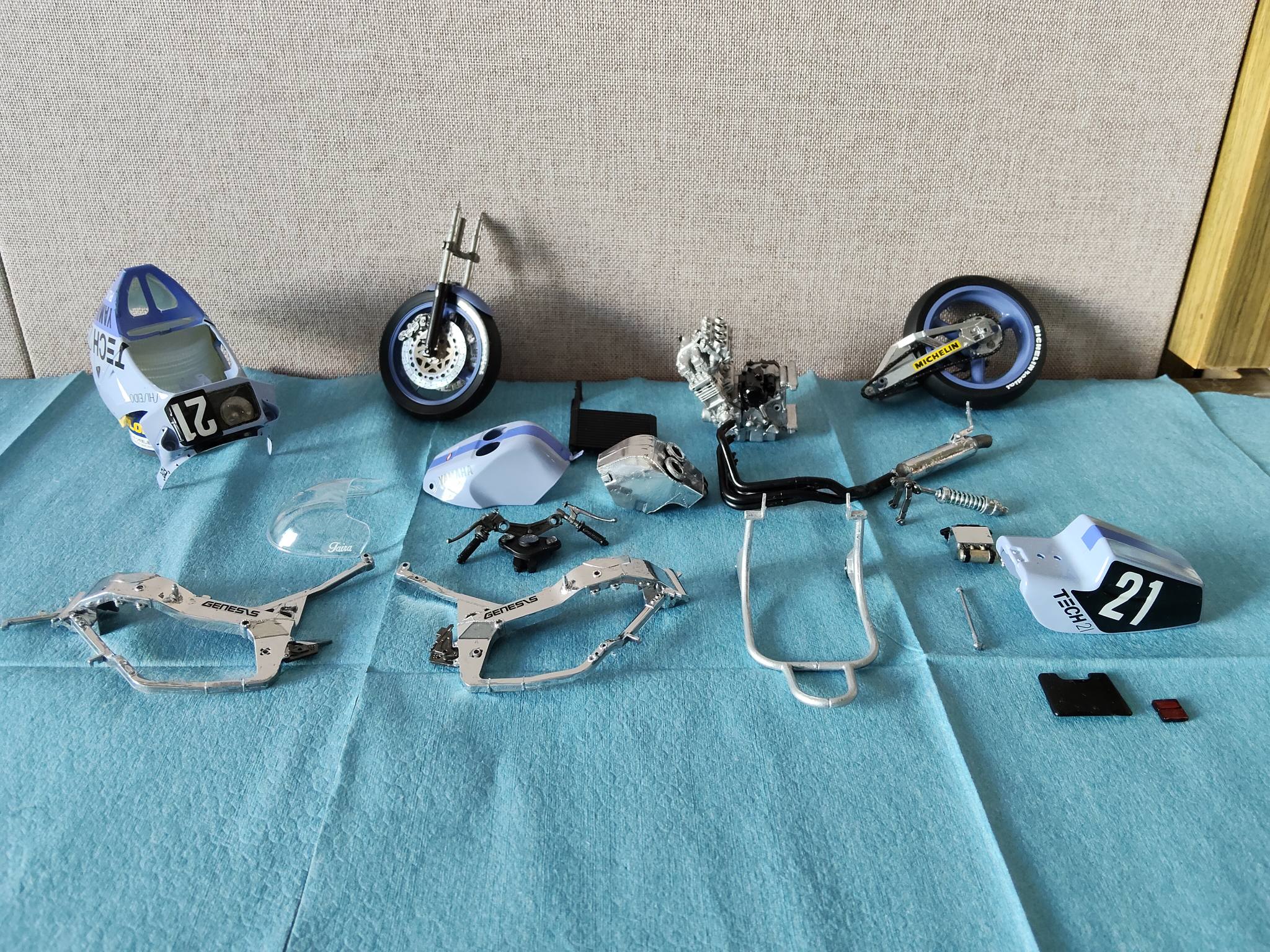 Fujimi 1/12 FZR750