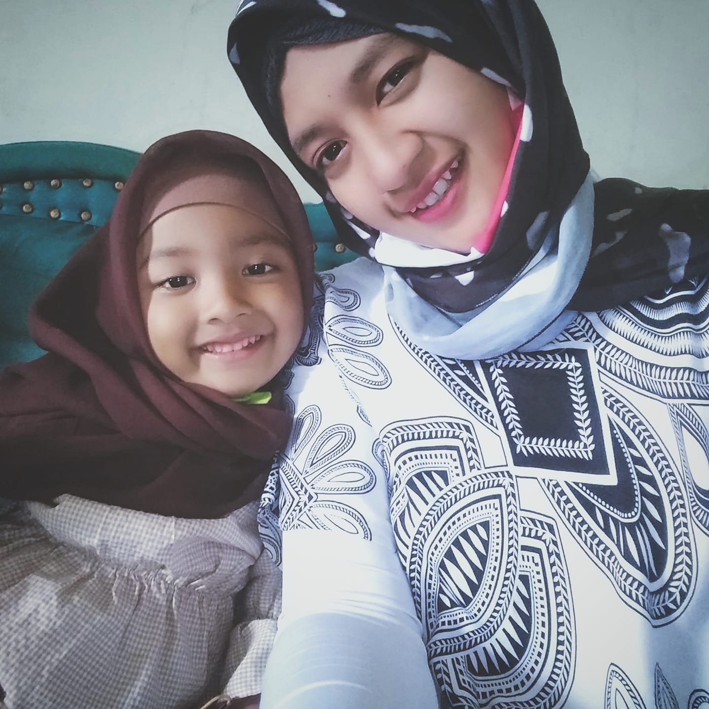 Metani anak wedok tumo. Ne sak gerdu gerdu.. | By Yulia Dewi | Facebook