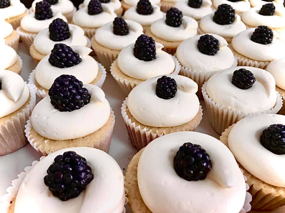 Piping Rabbit Cupcakes 2.0
