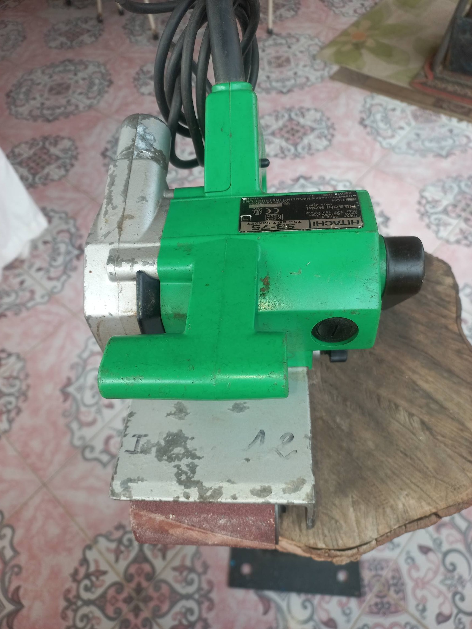 HİTACHİ JAPAN TANK ZIMPARA MAKİNESİ. orjinal kalite Fiyat 7.000 tl