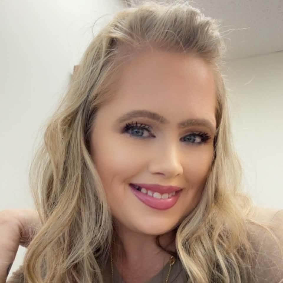 Ashley Maney - Good morning and it’s finally Friday again.... | Facebook