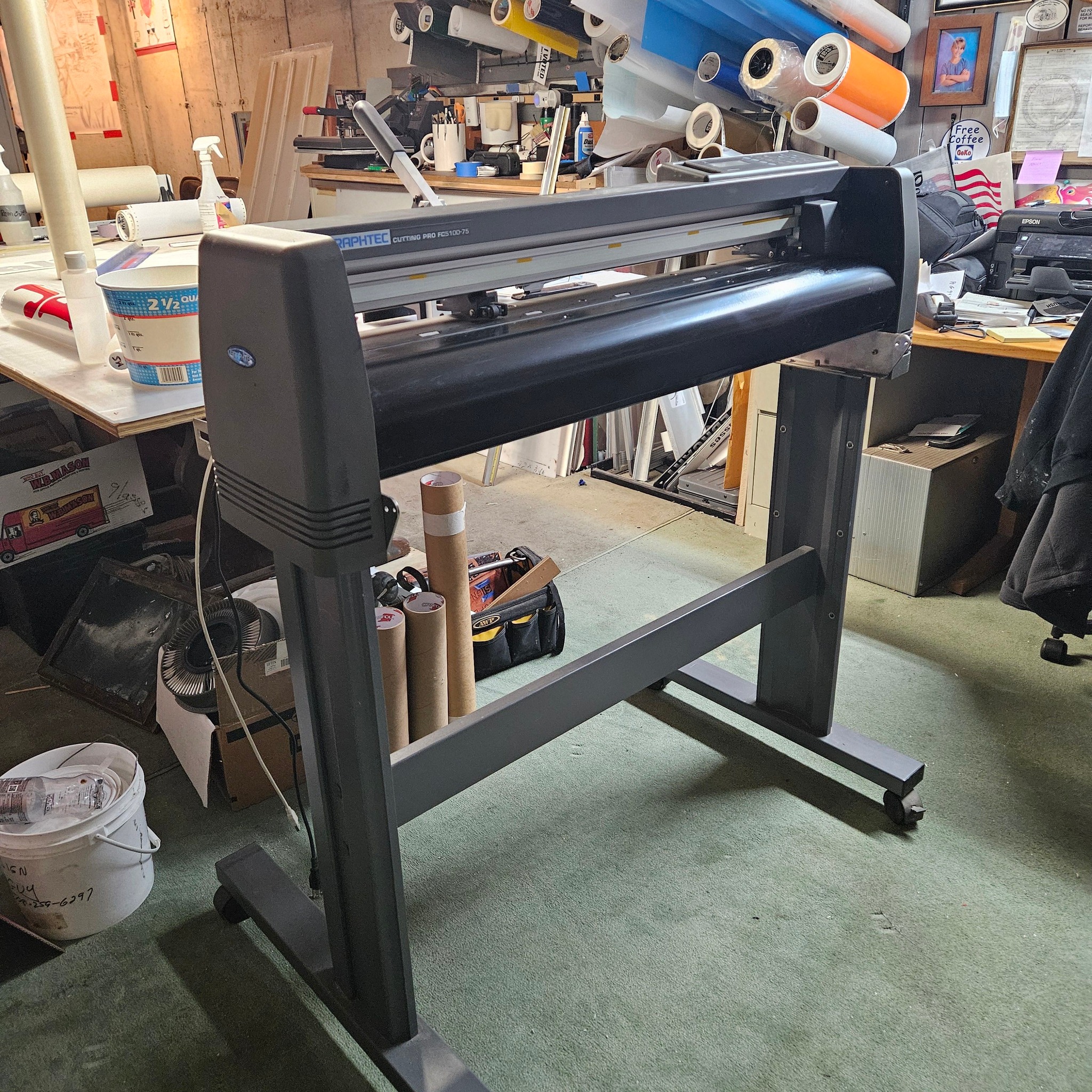 Graphtek Cutting PRO FC5100 VINYL PLOTTER. I bought this from a 
