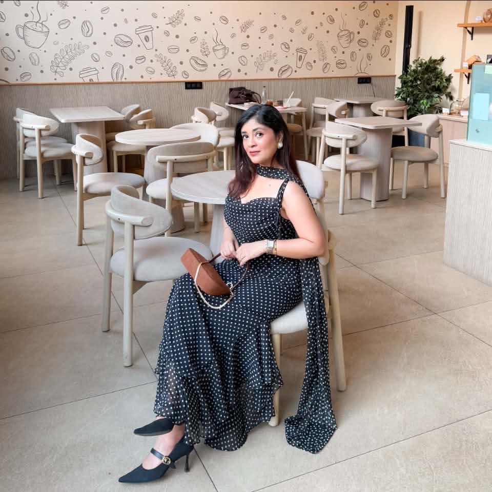 it’s officially fall 🍁☕️🥨🧸🍂 cute fall fit check and pumpkin spice latte ...