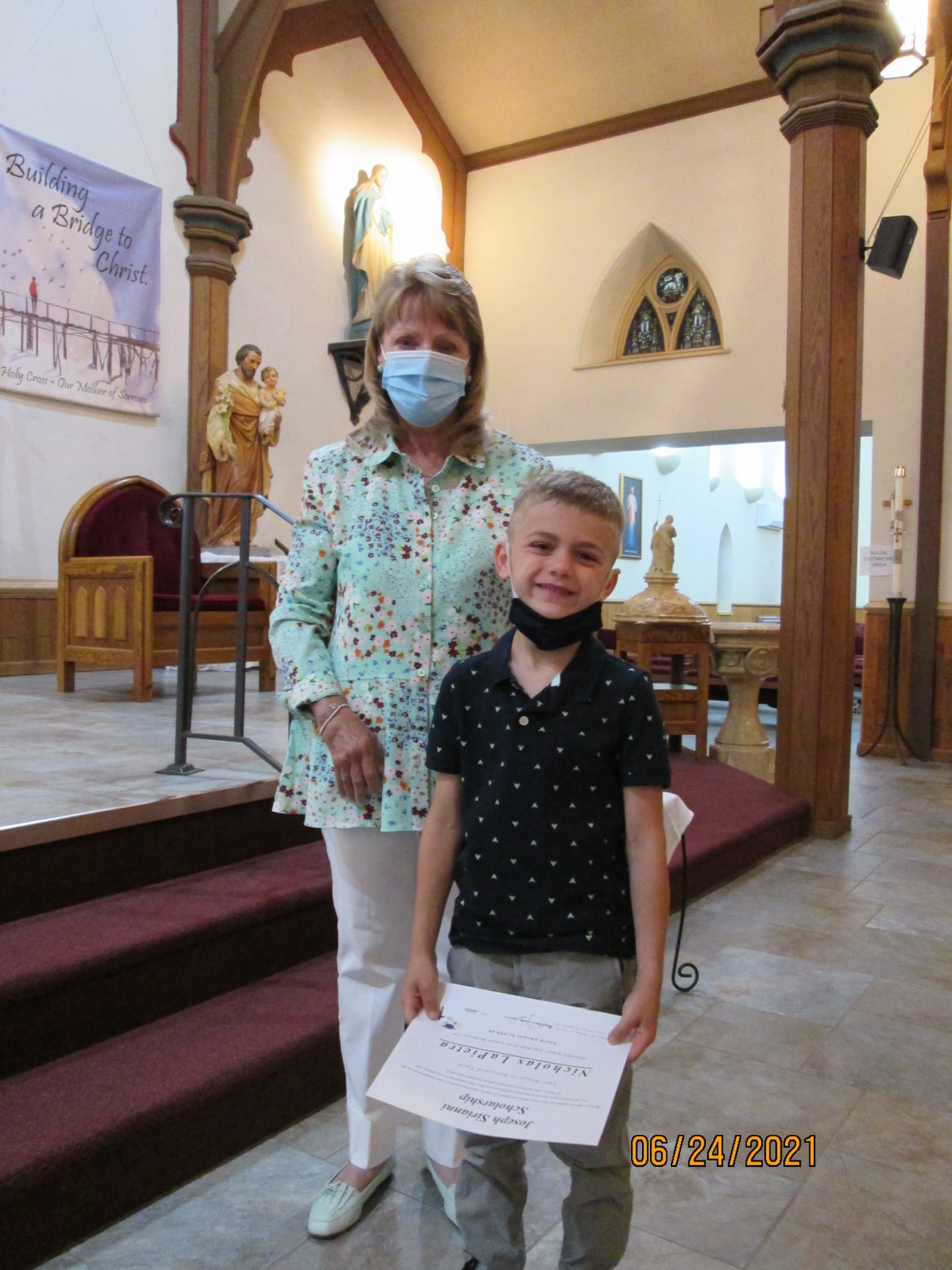Congratulations to all our 2021-2022... - Holy Cross School | Facebook