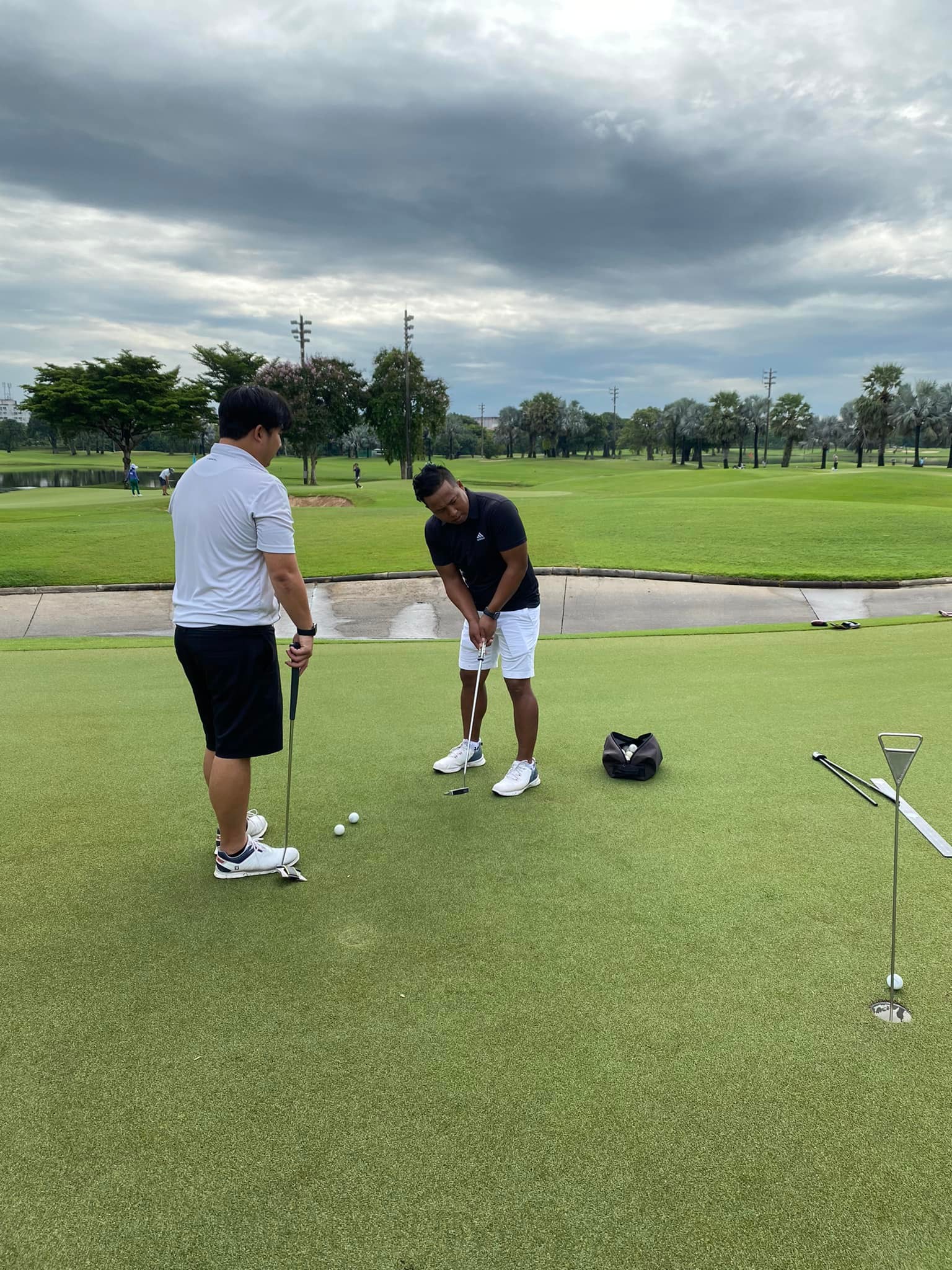 โรงเรียนสอนกอล์ฟ Approach GOLF Academy