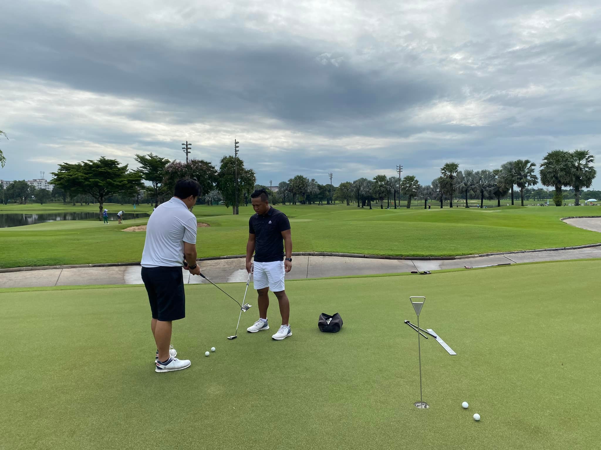 โรงเรียนสอนกอล์ฟ Approach GOLF Academy