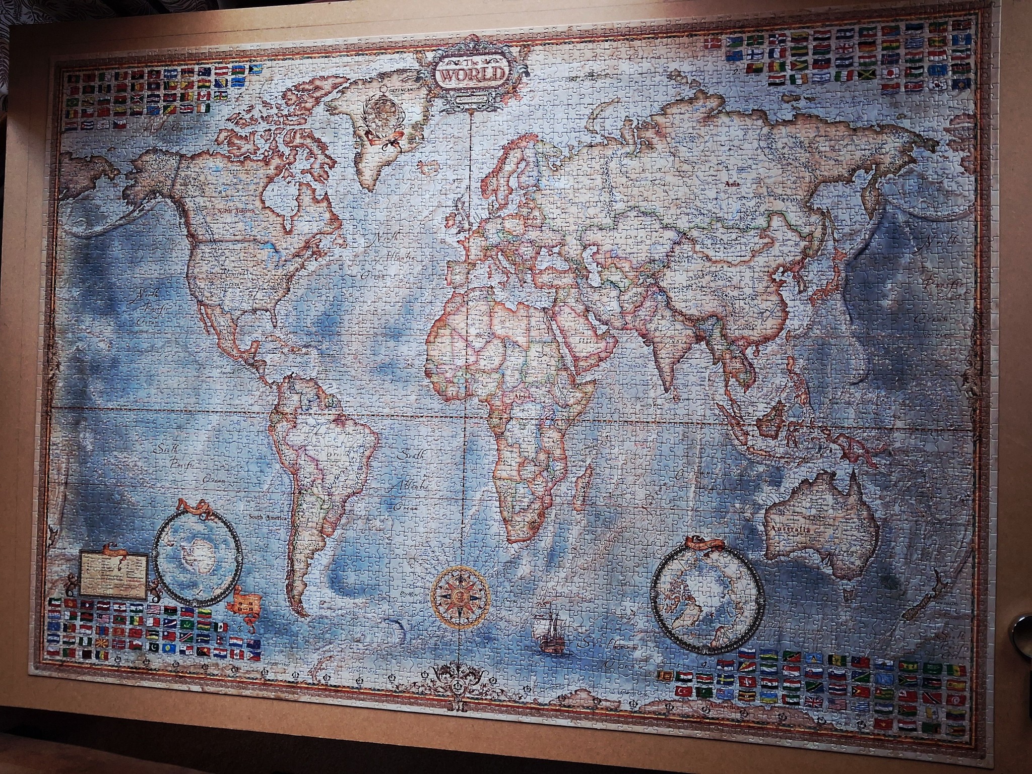 Educa's The World Map 4000 pieces jigsaw completed in a month