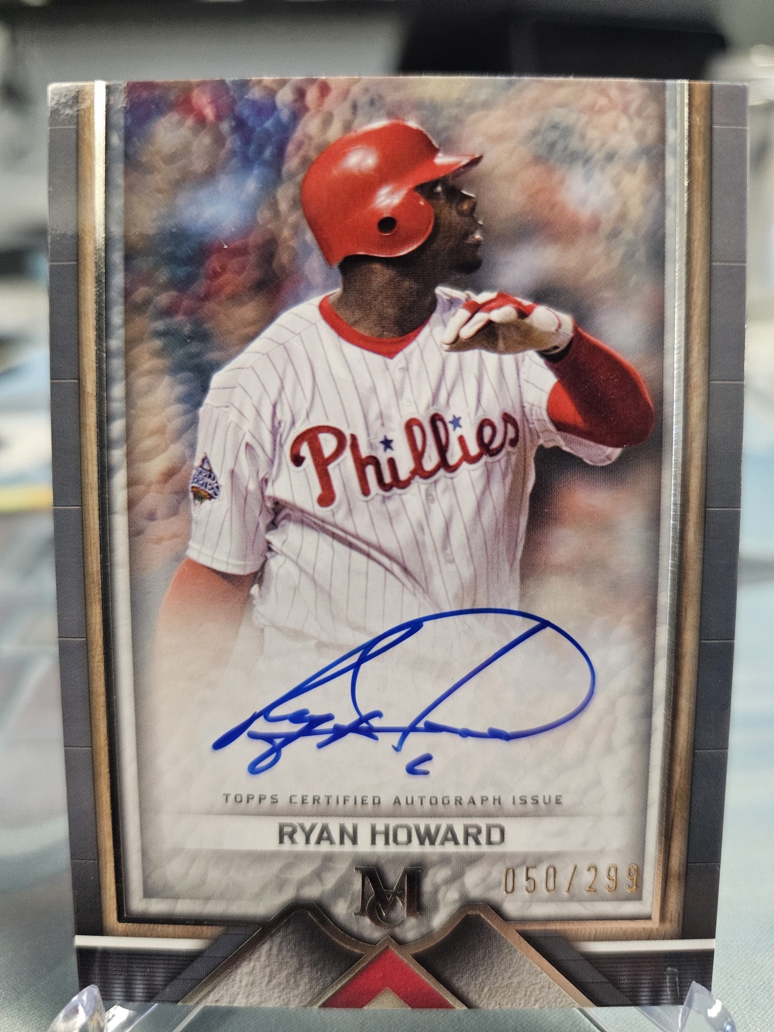 週末セール MLB MVP HR王 Ryan Howard 直筆サイン入り 支給 Ryan Howard Autographed Topps Museum Collection Card 050/299