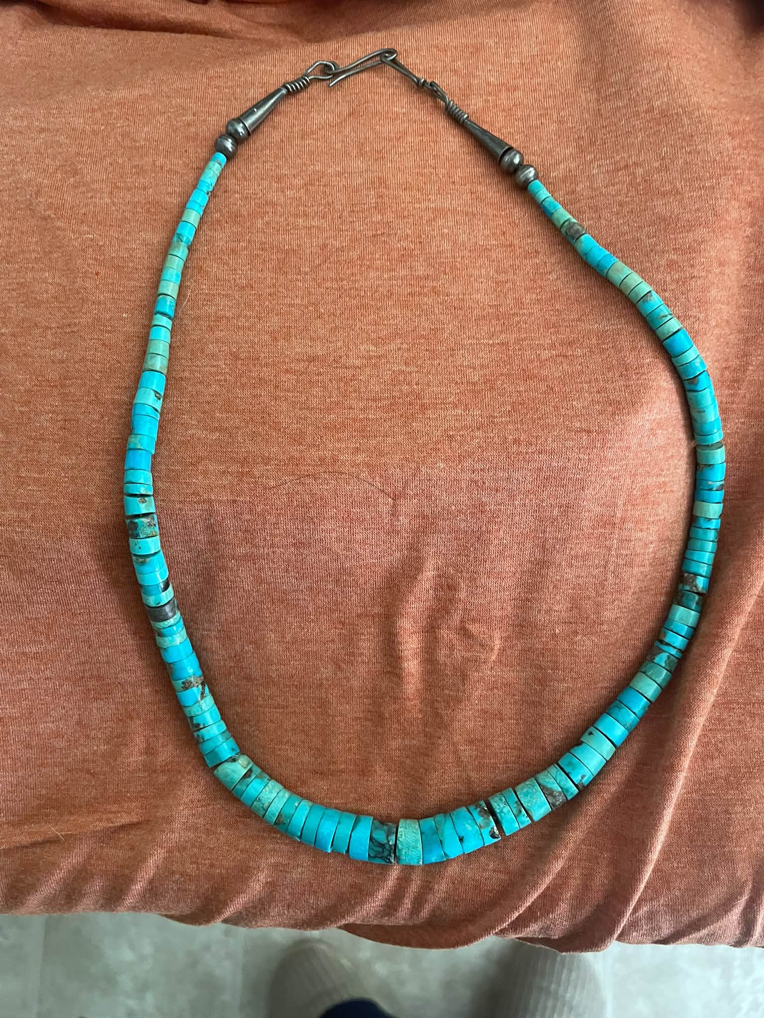 Authenticity of vintage Navajo turquoise necklace