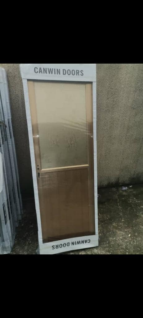 Pascal unique doors